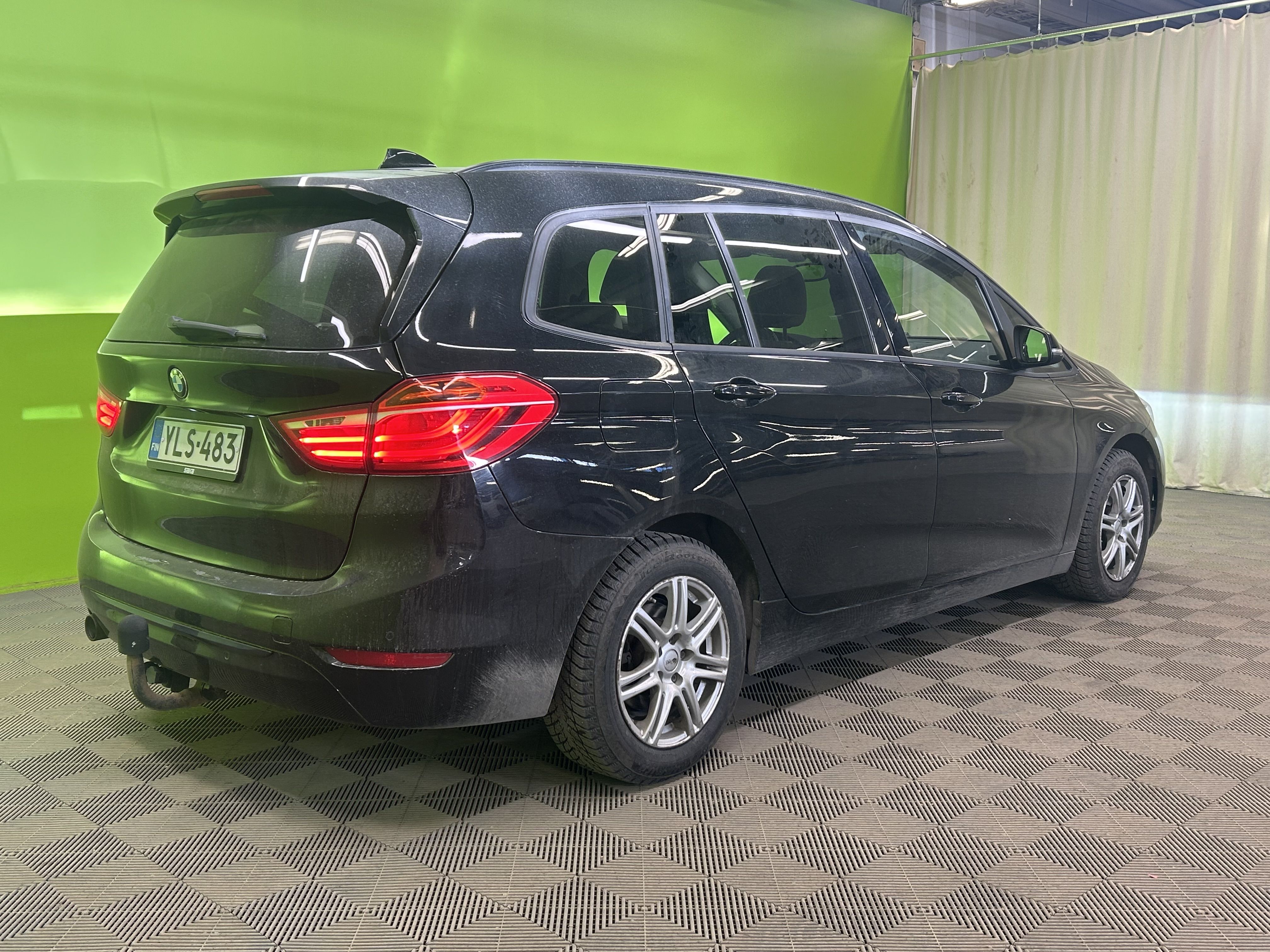 BMW 218 2016