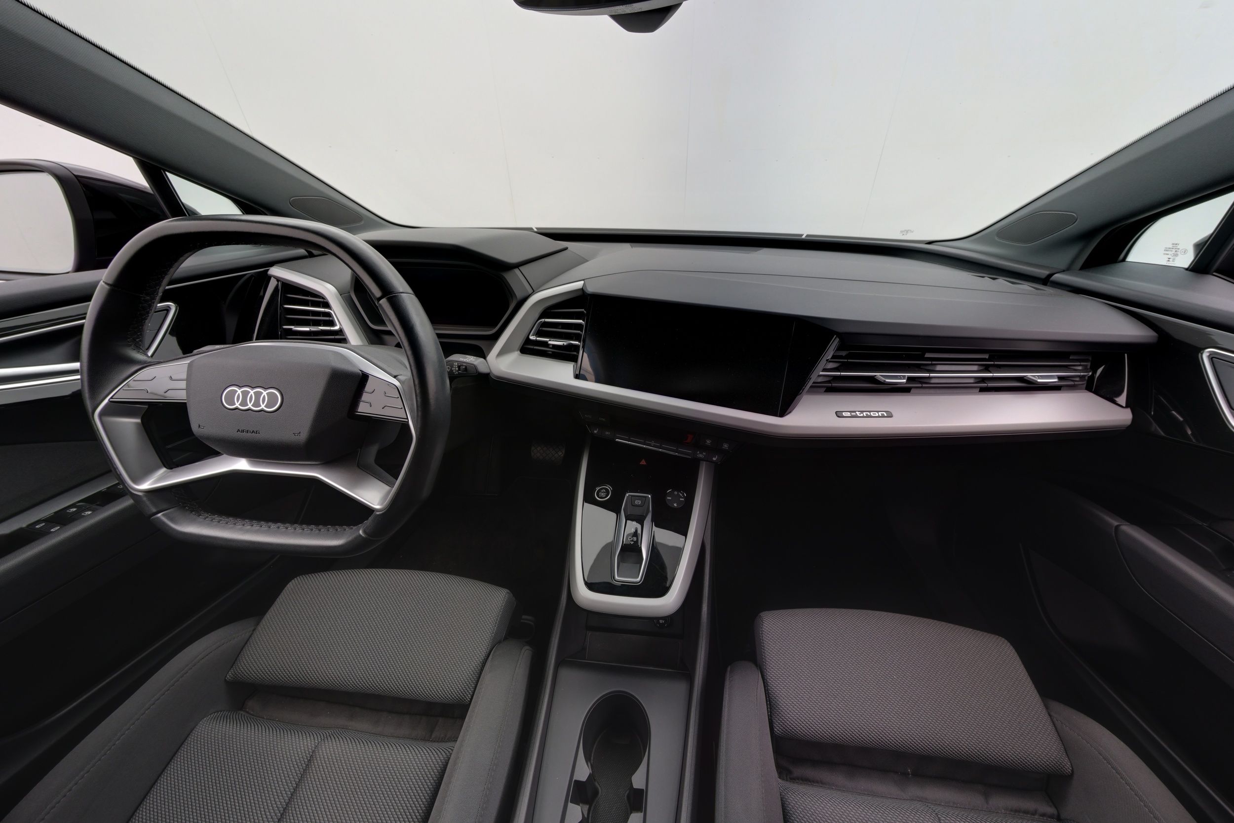 Audi Q4 e-tron 2023