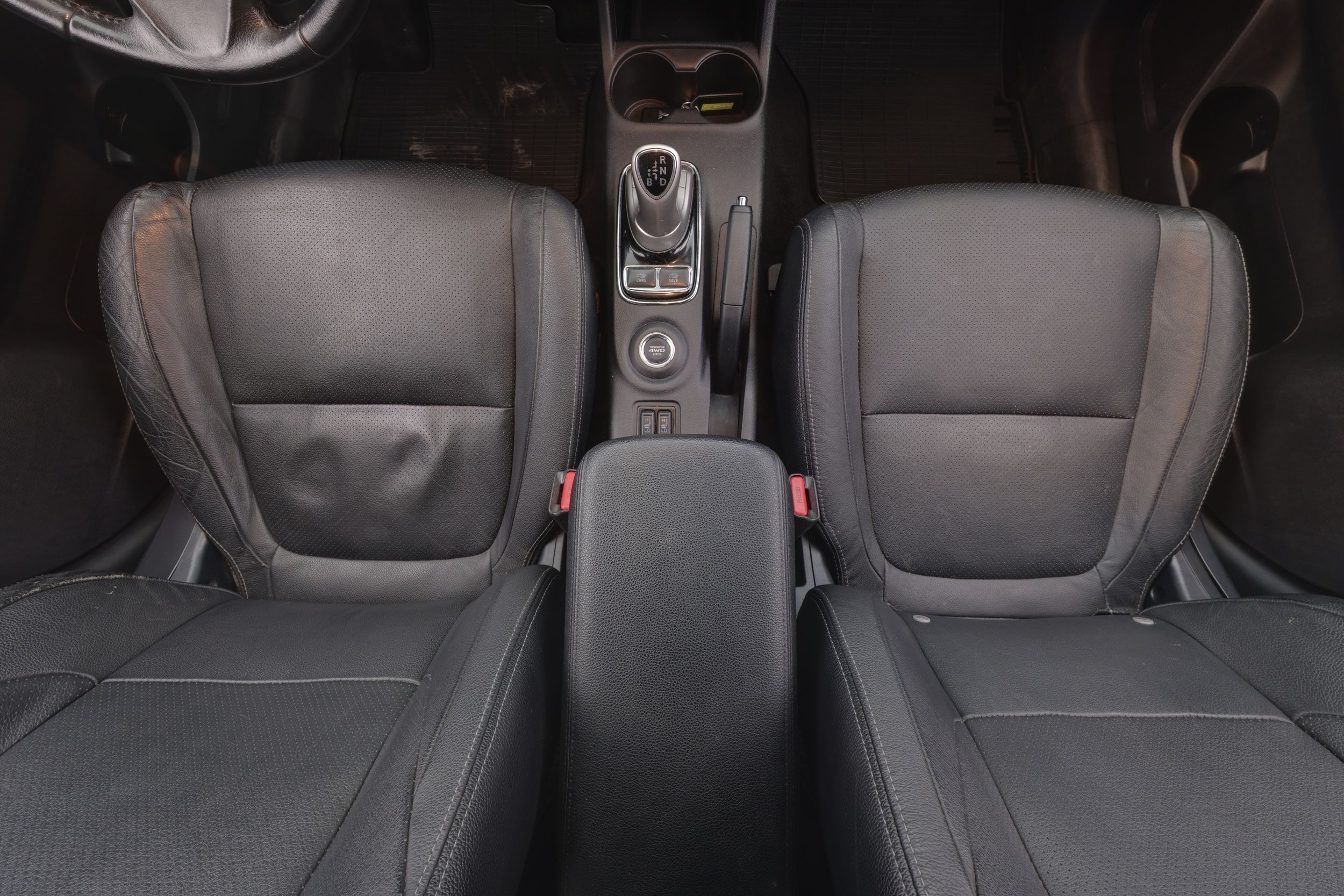 Mitsubishi Outlander PHEV 2015