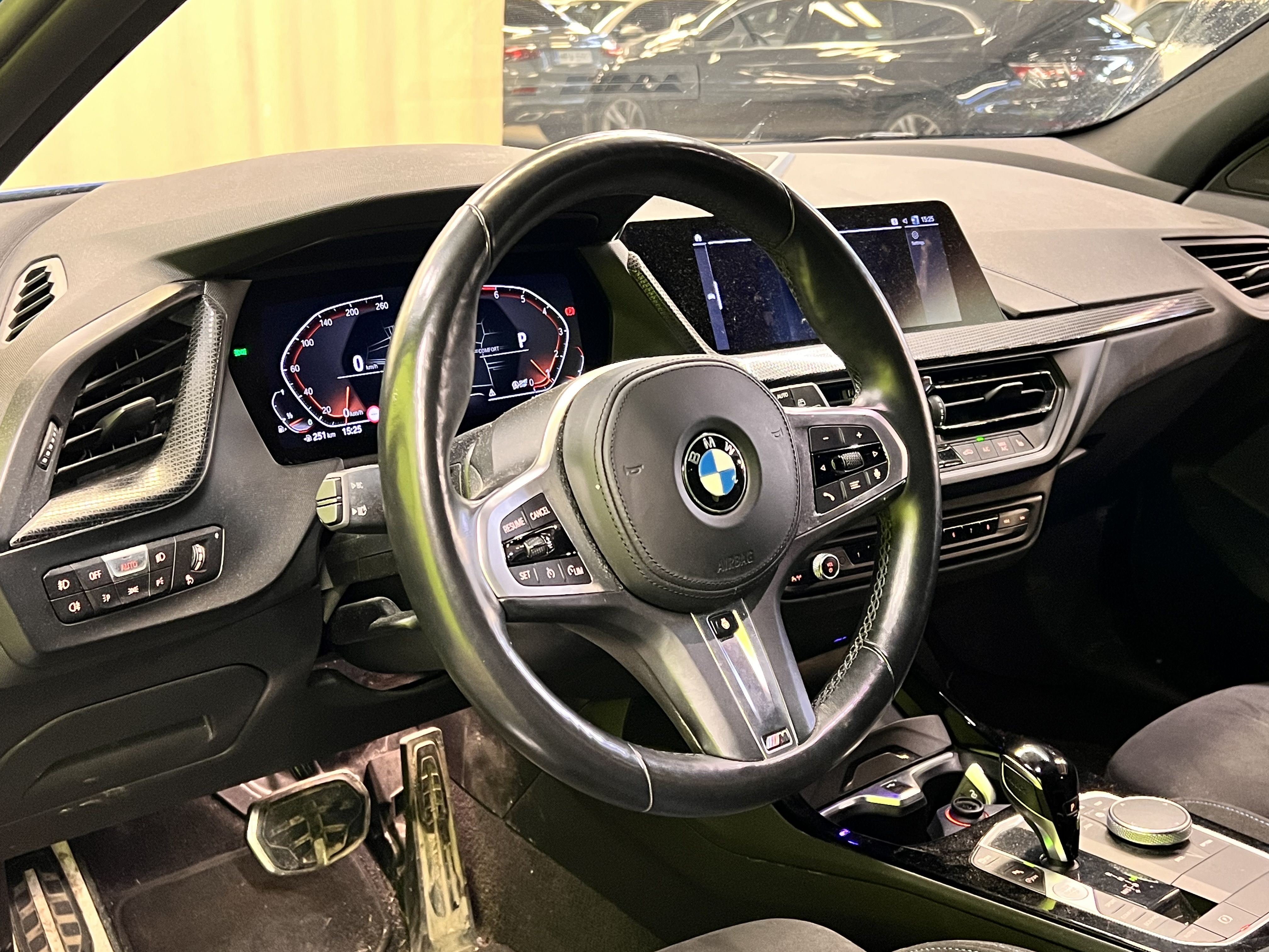 BMW 118 2021