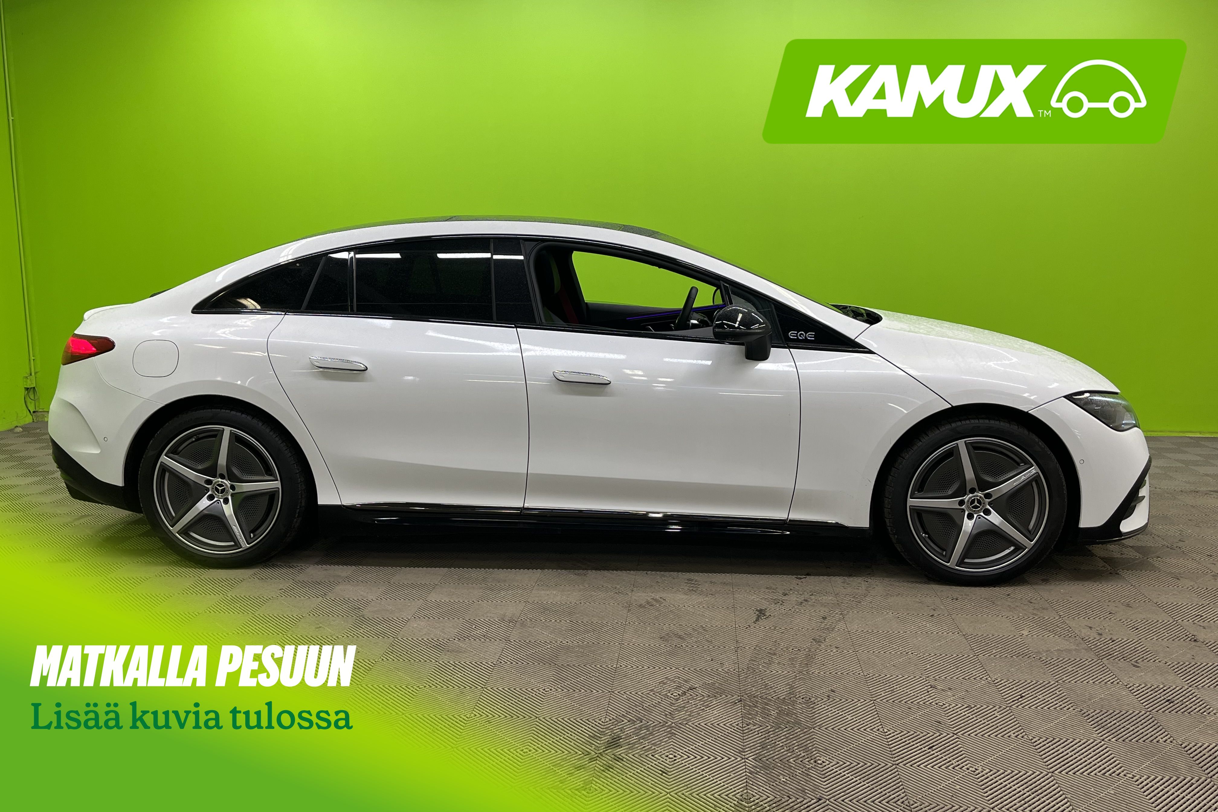 Mercedes-Benz EQE 2023