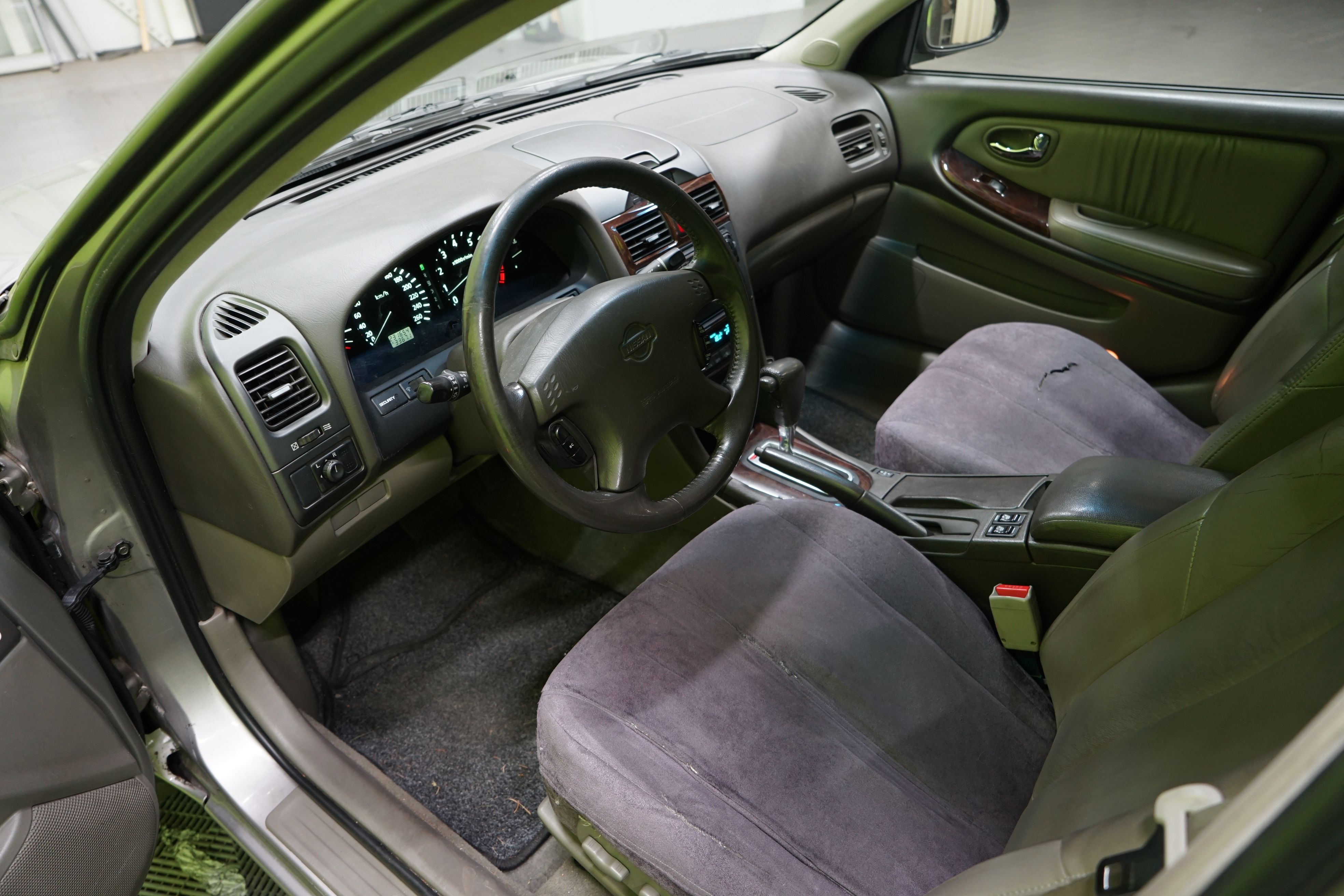 Nissan Maxima 2001