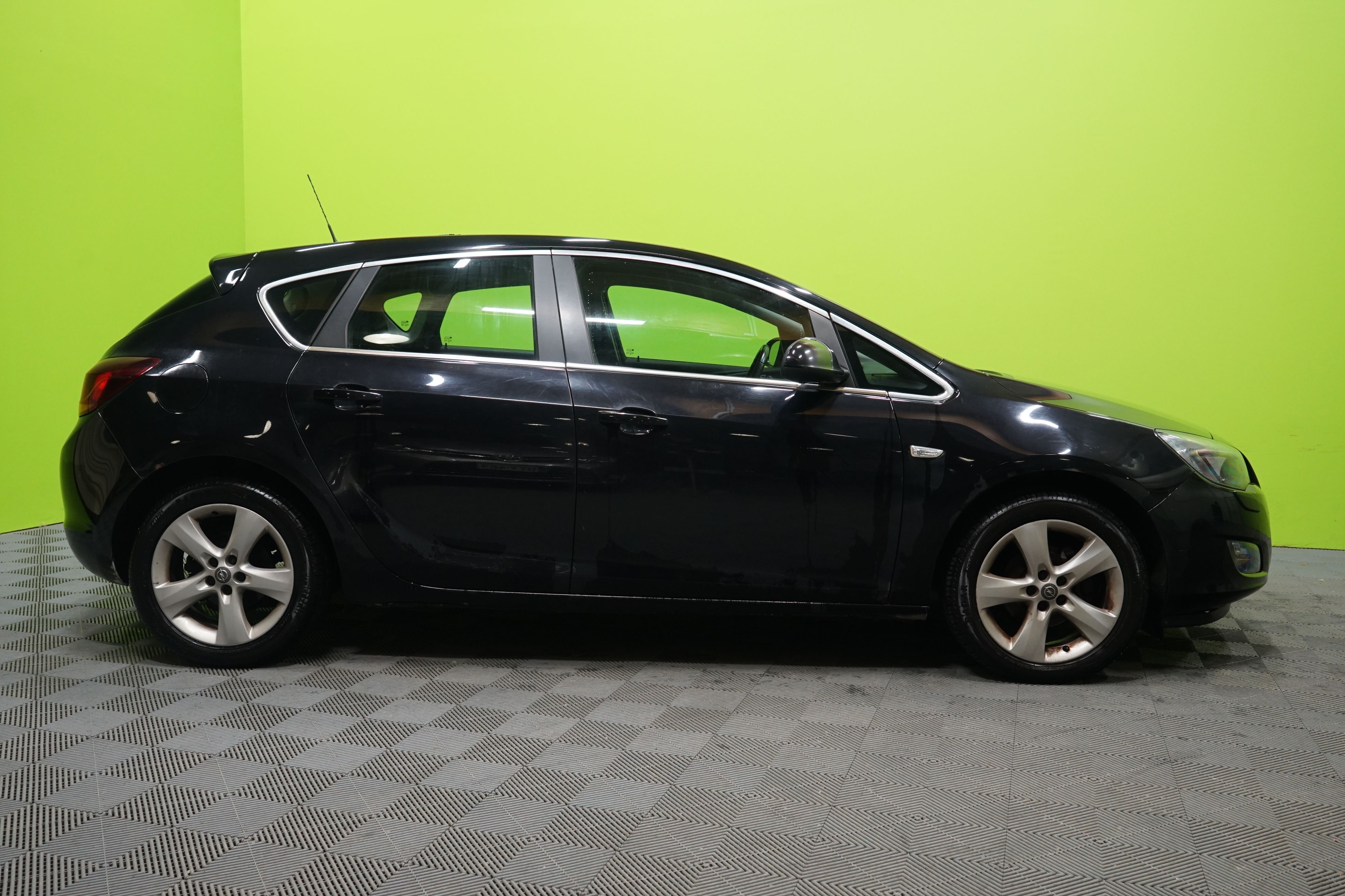 Opel Astra 2010