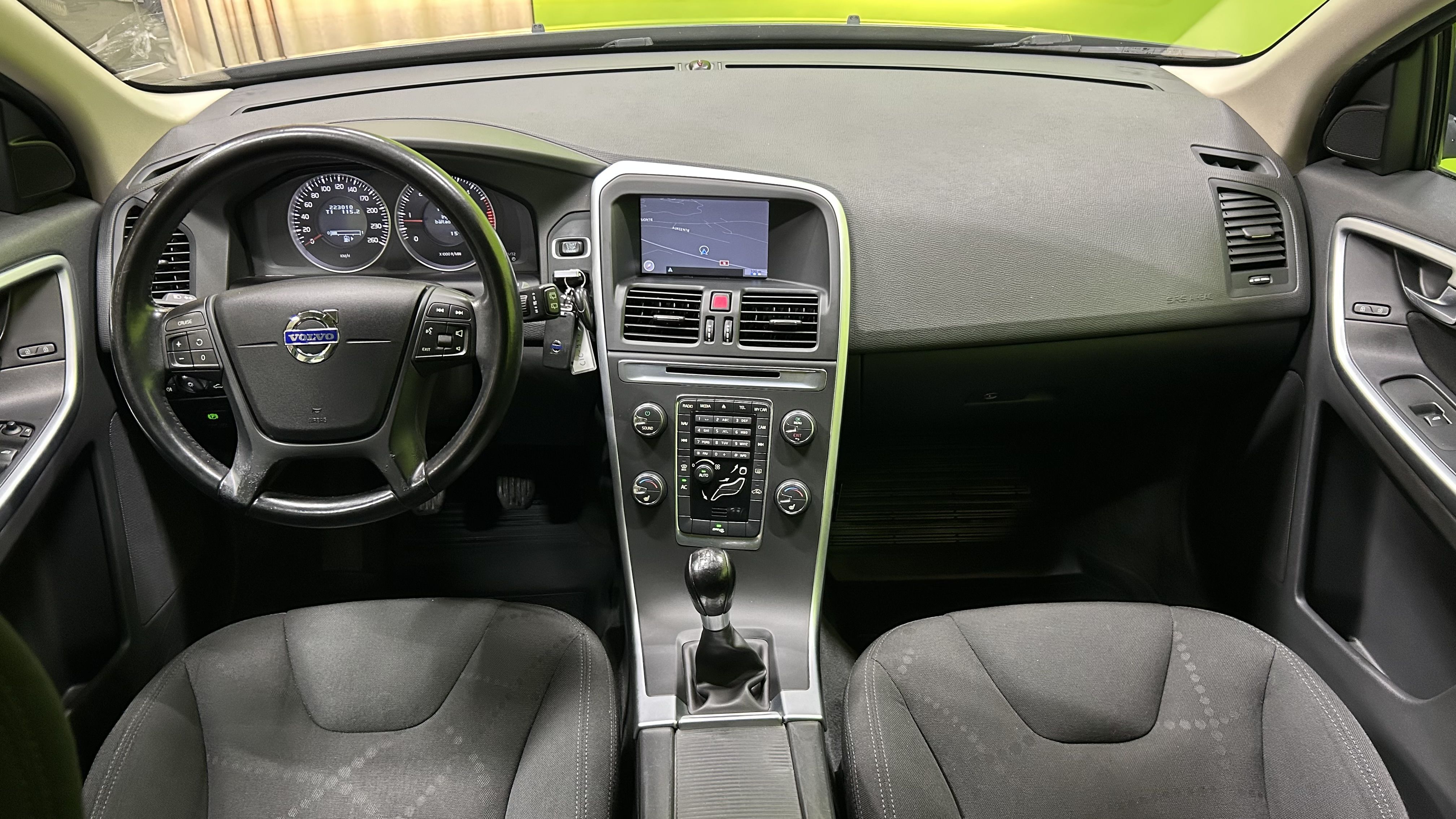Volvo XC60 2011
