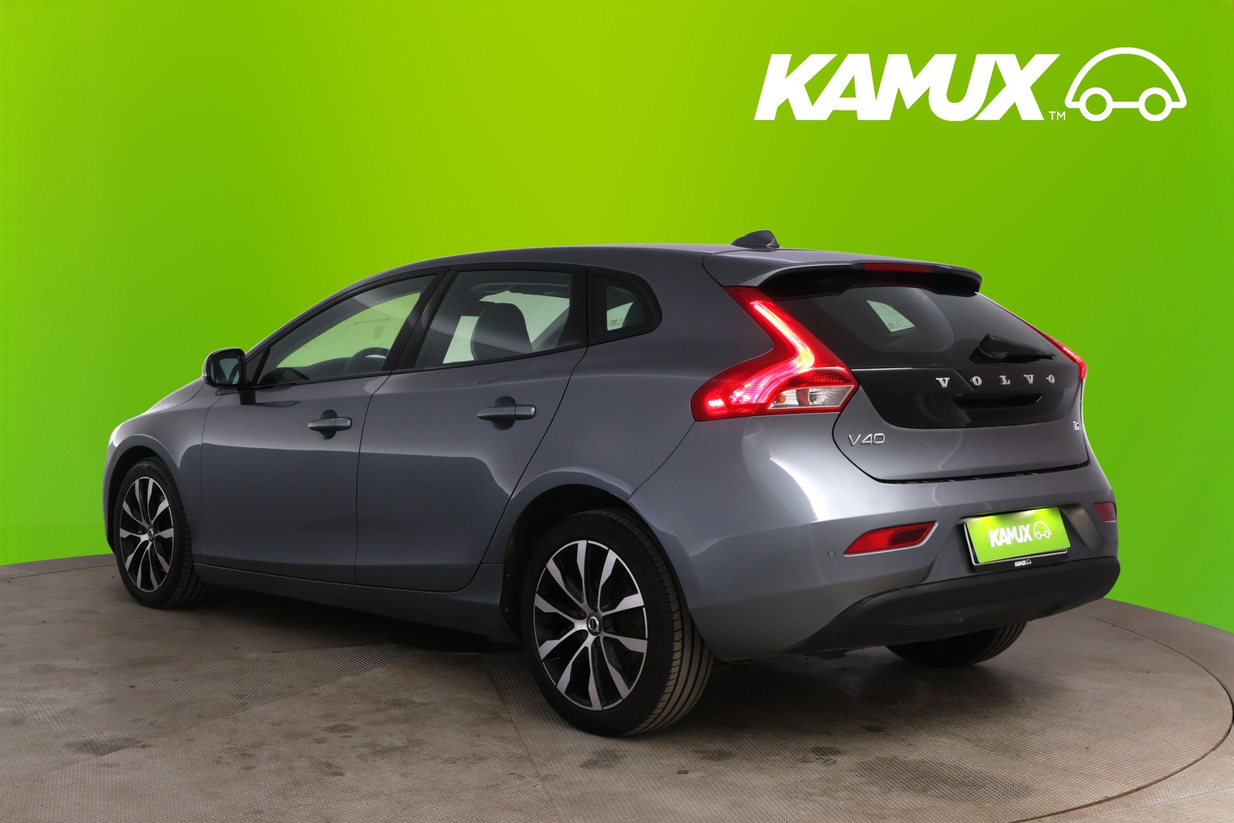 Volvo V40 2019