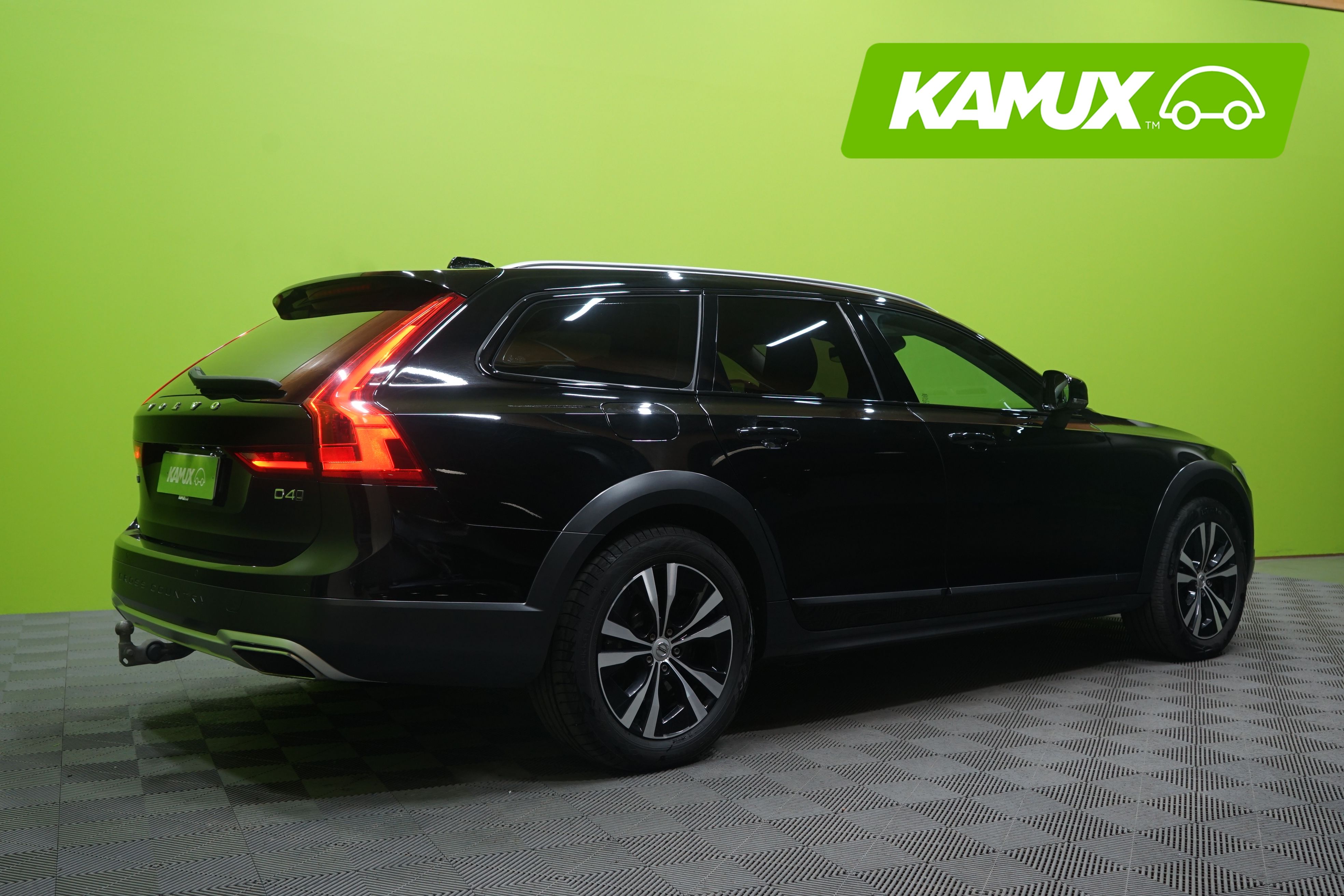 Volvo V90 Cross Country 2020