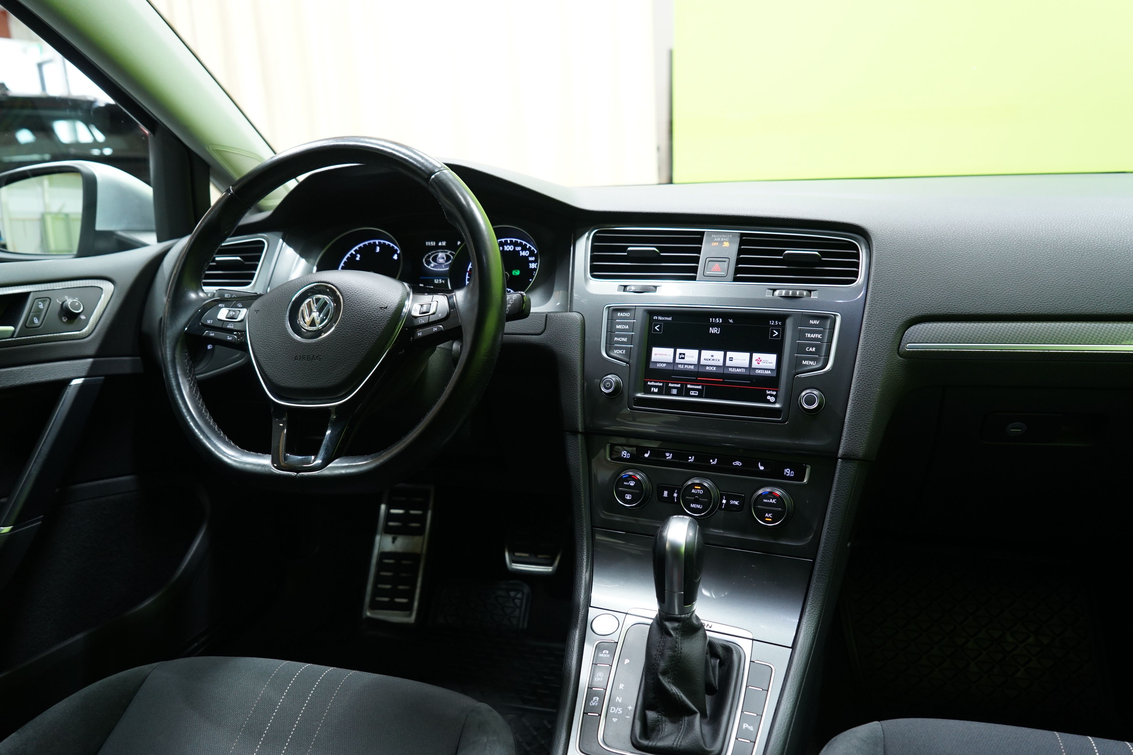 Volkswagen Golf 2016