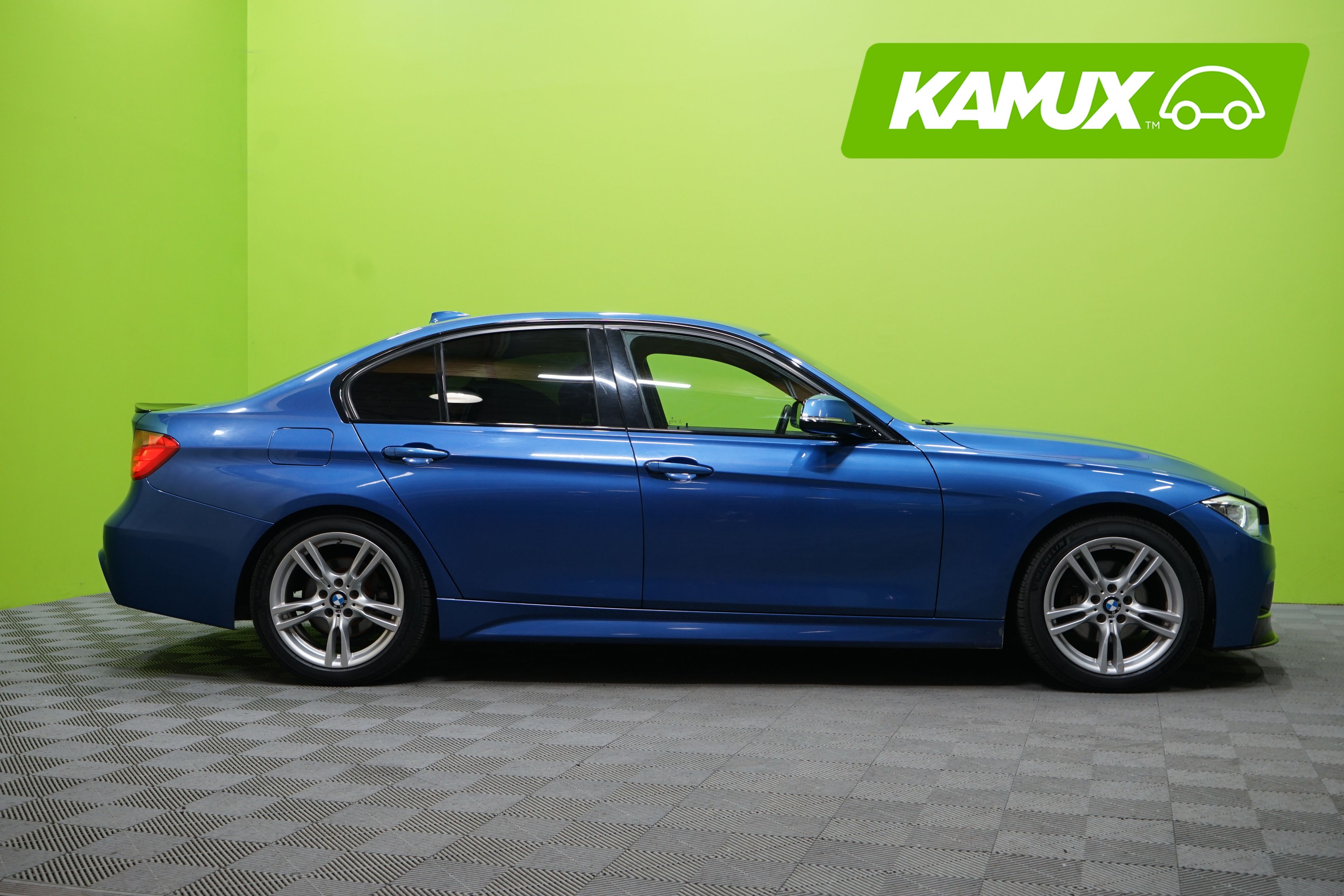 BMW 320 2015