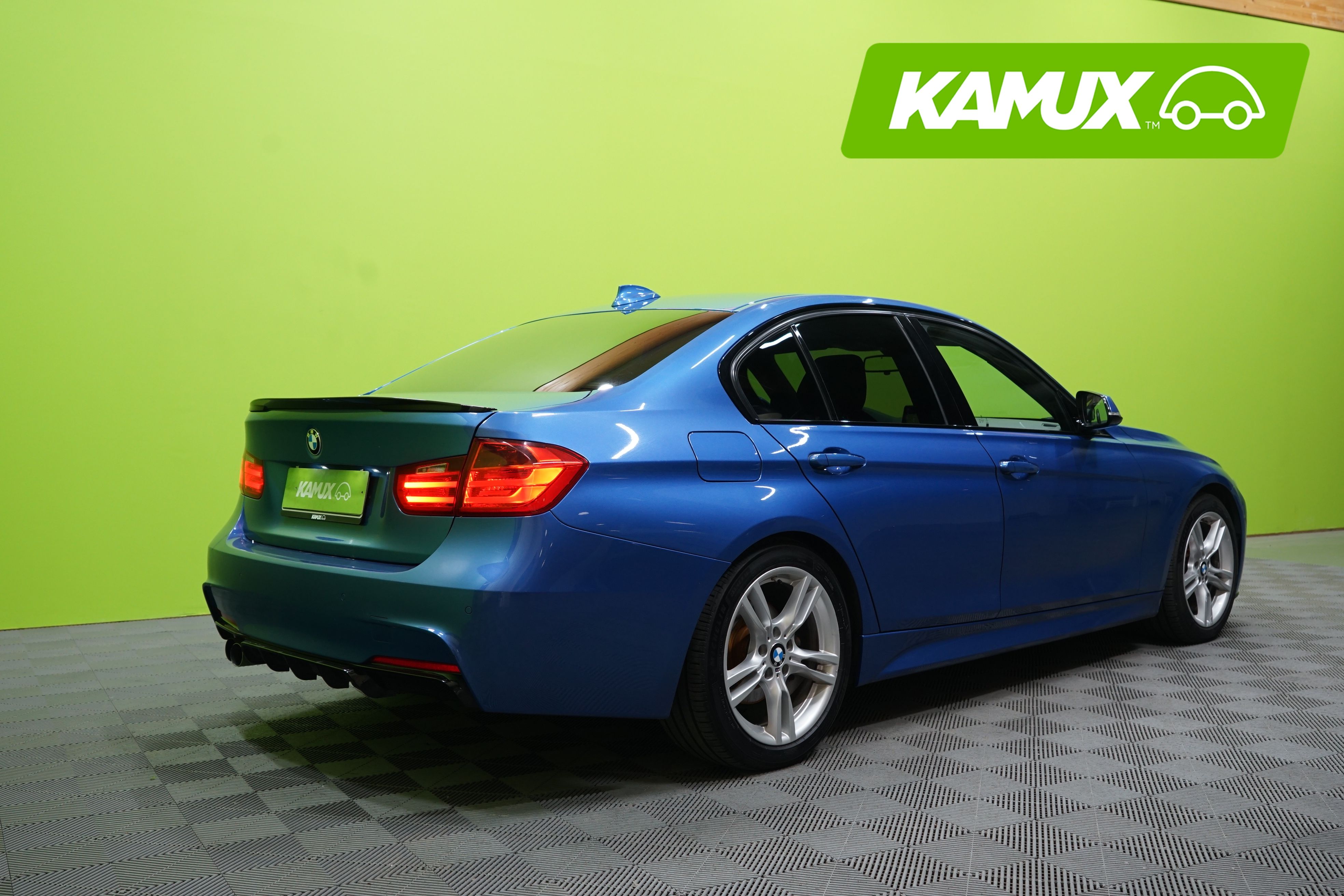 BMW 320 2015