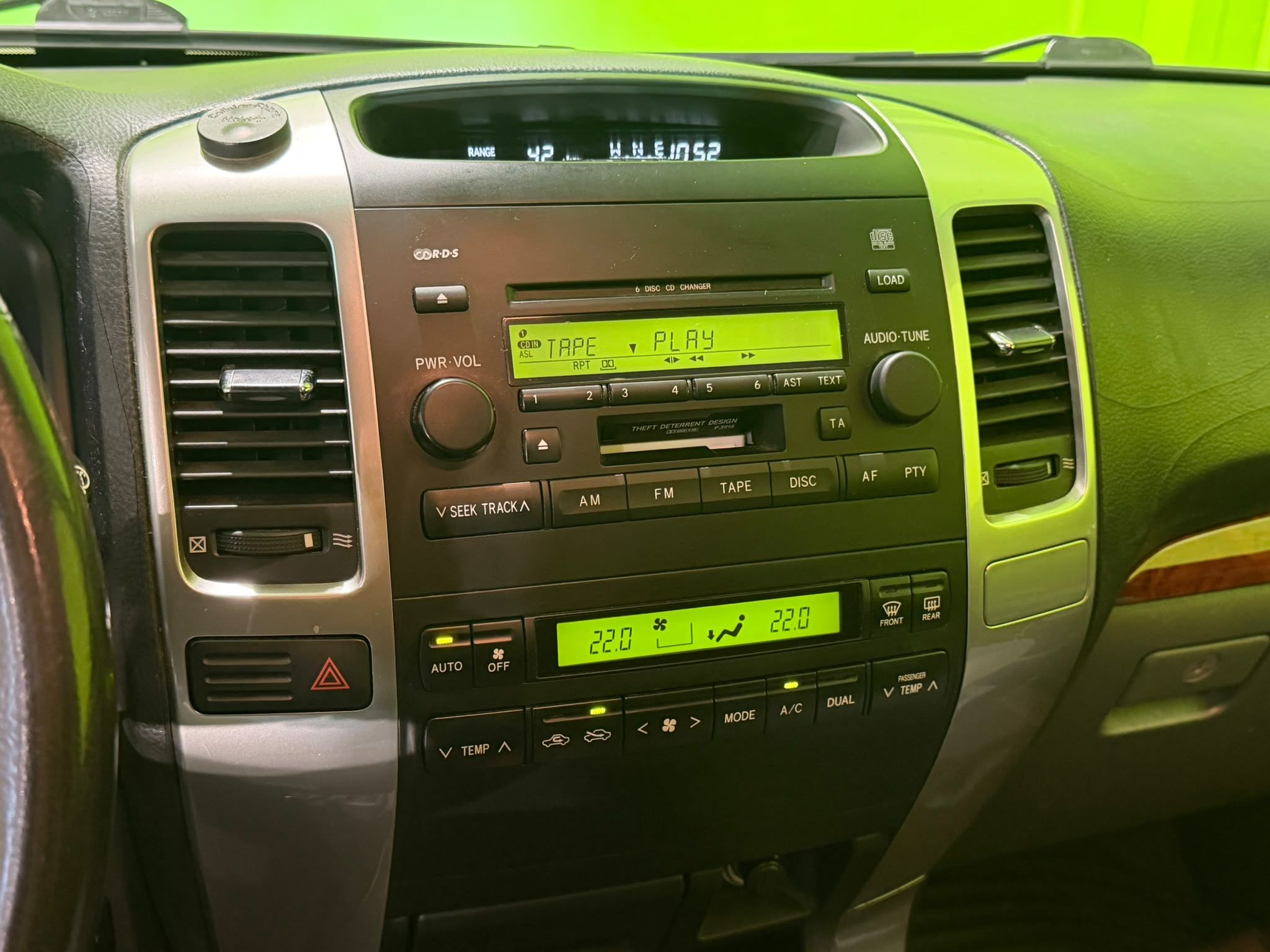 Toyota Land Cruiser 2003