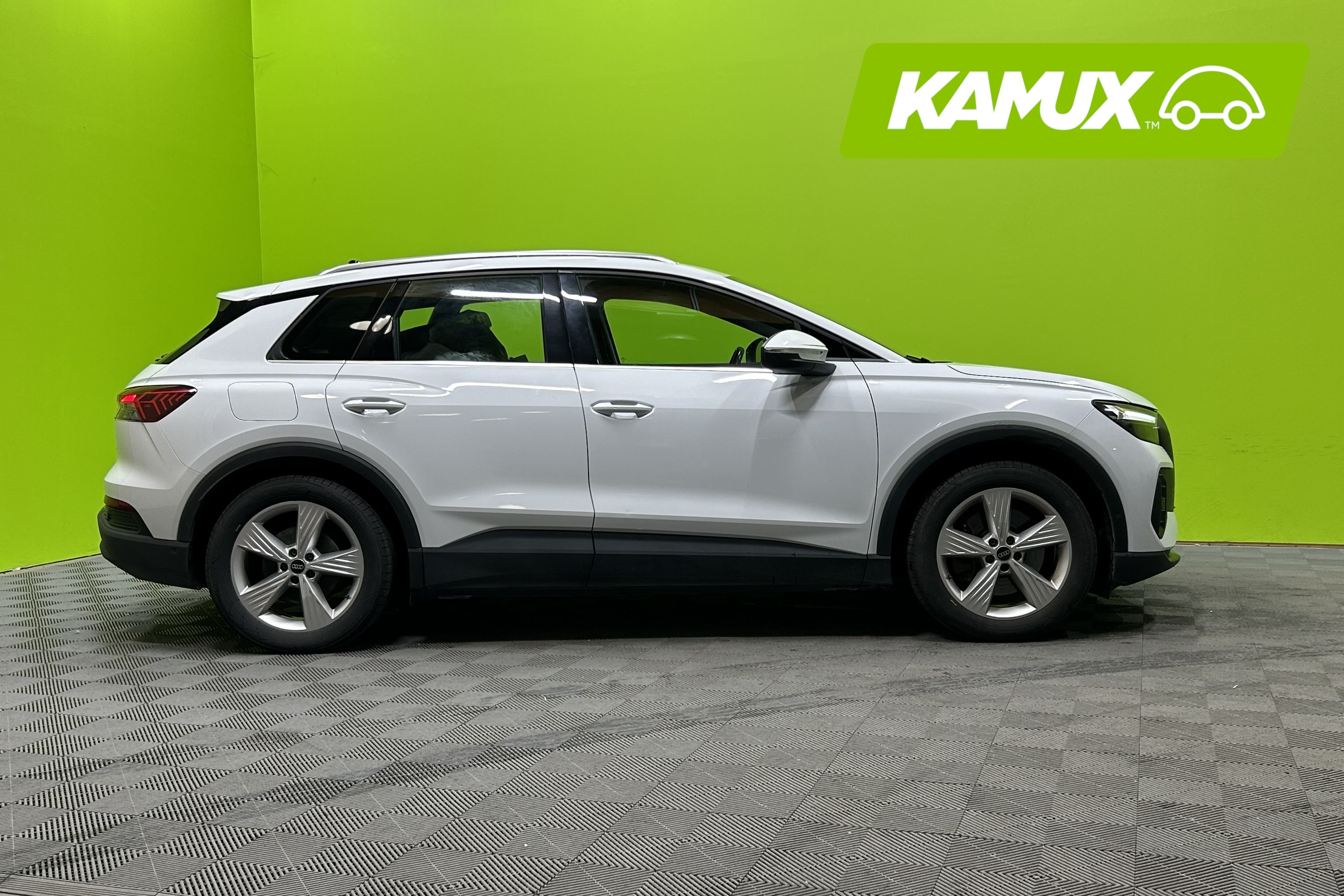 Audi Q4 e-tron 2023