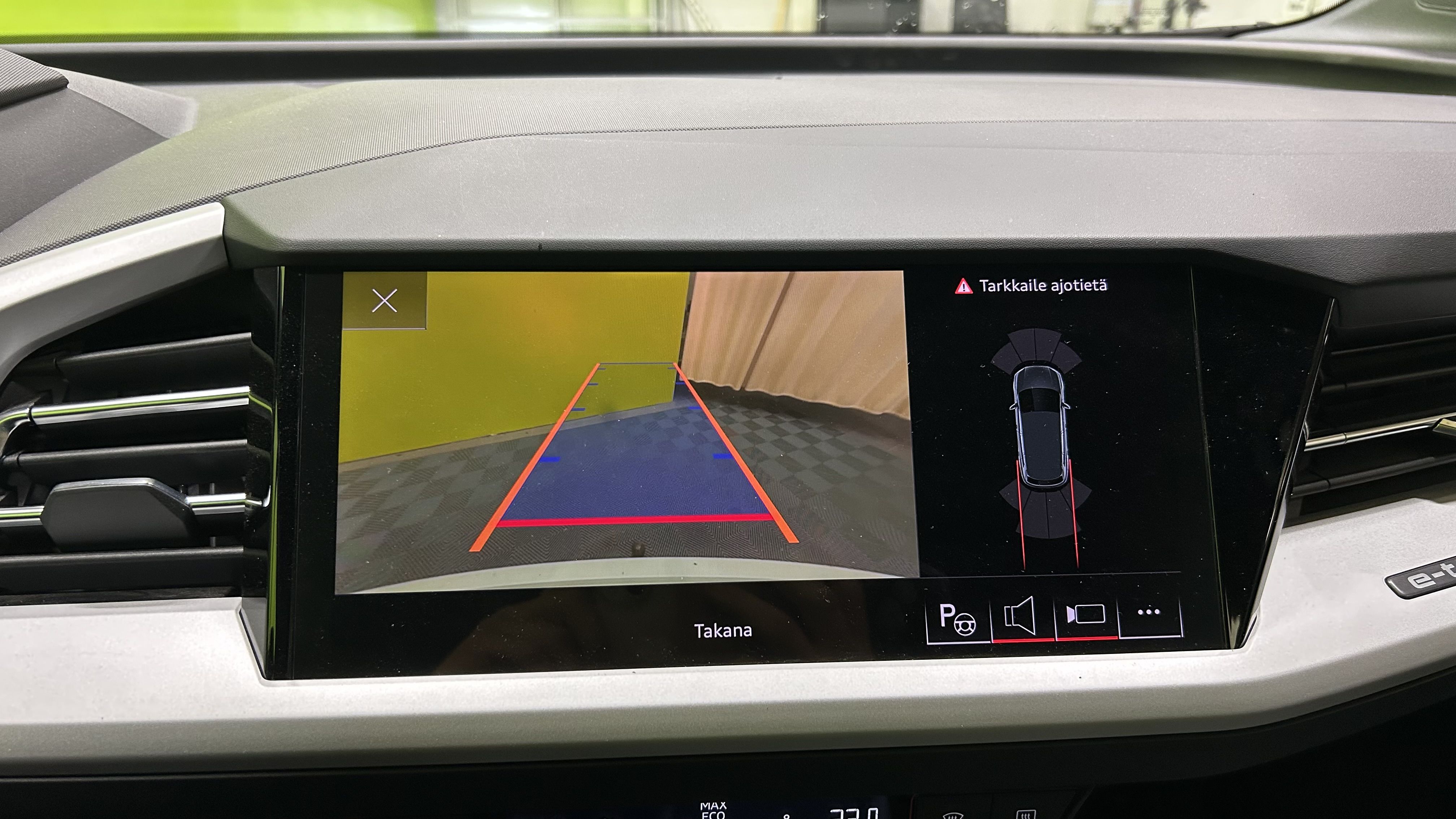 Audi Q4 e-tron 2023