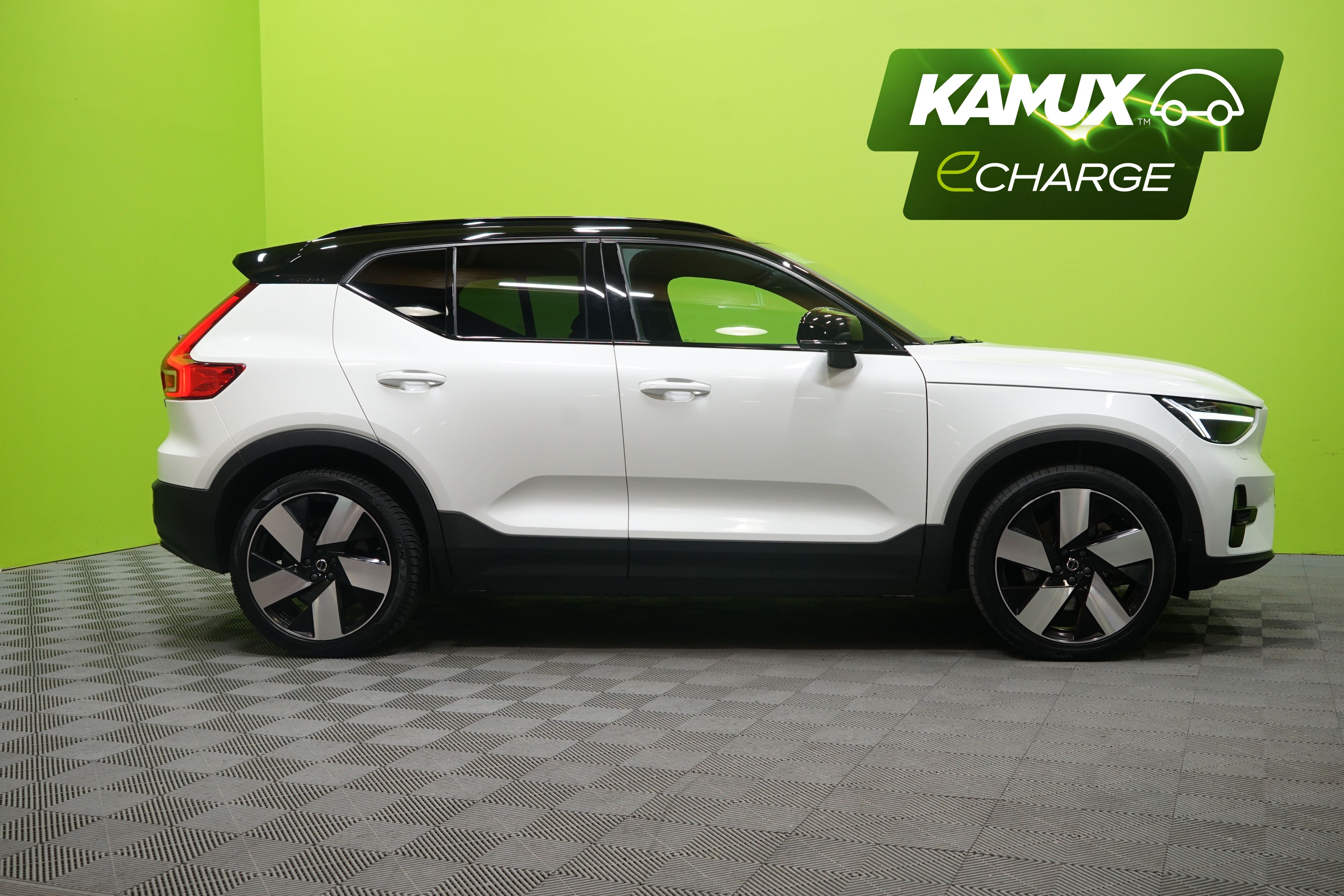 Volvo XC40 2023