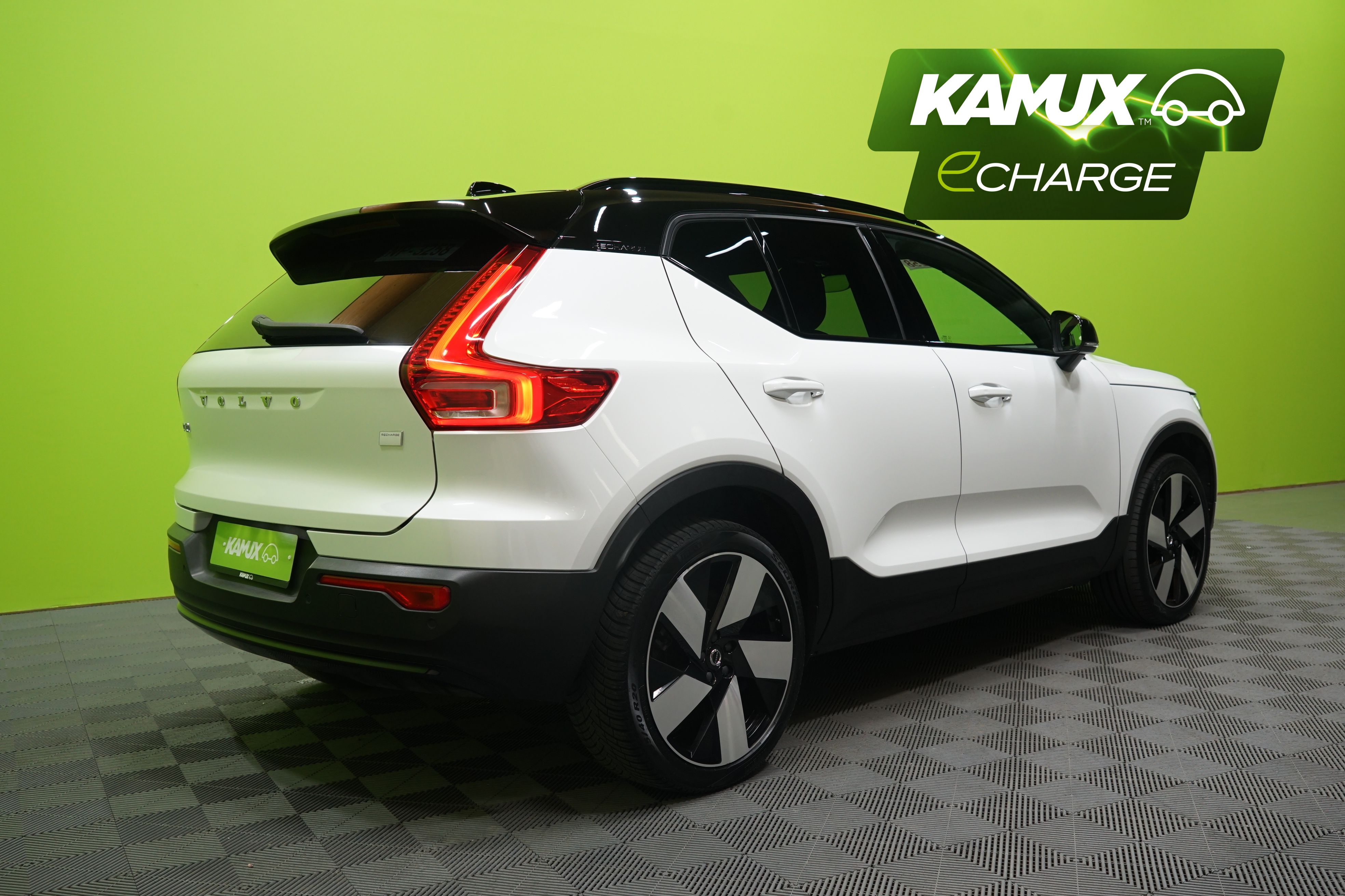 Volvo XC40 2023