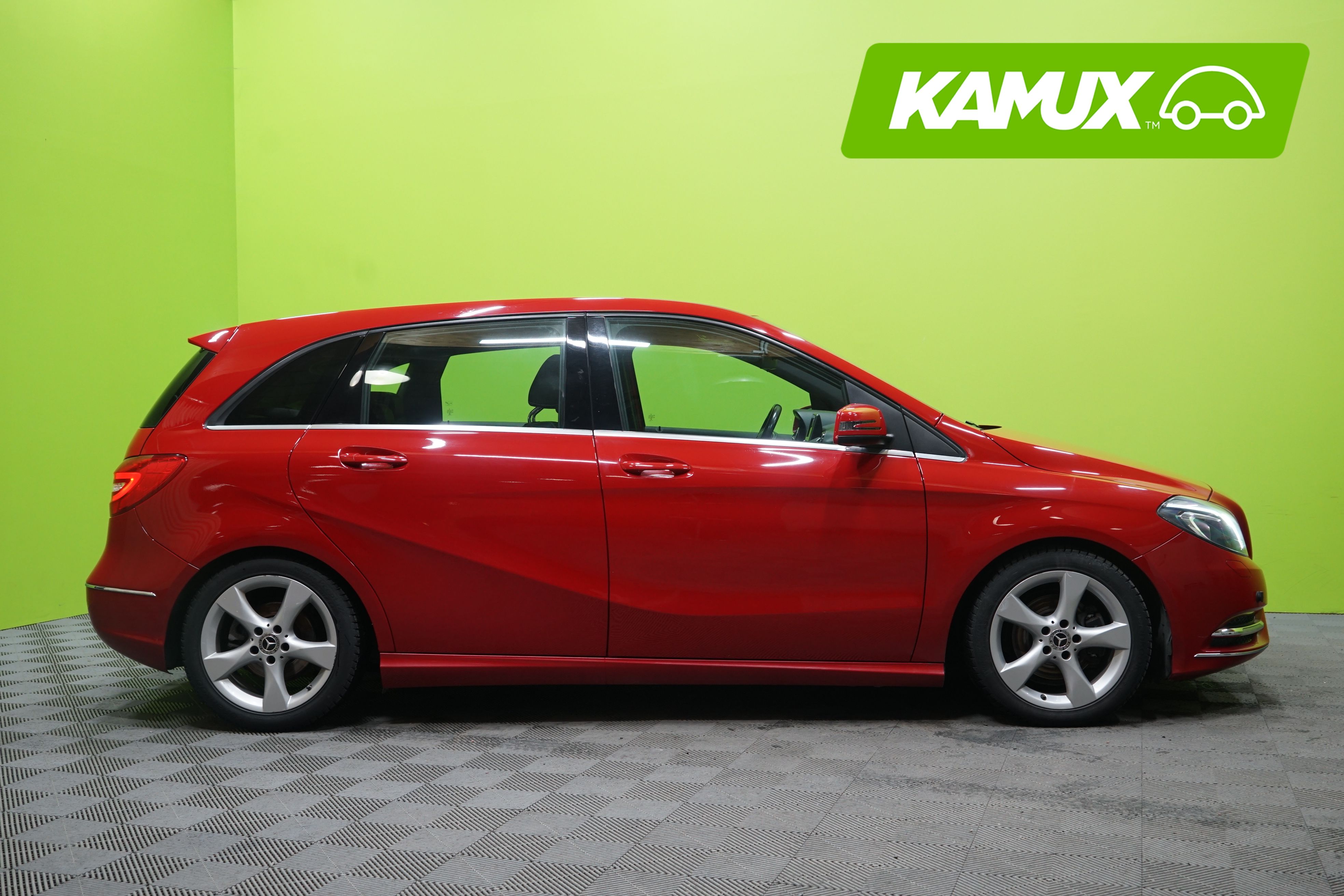 Mercedes-Benz B 2015