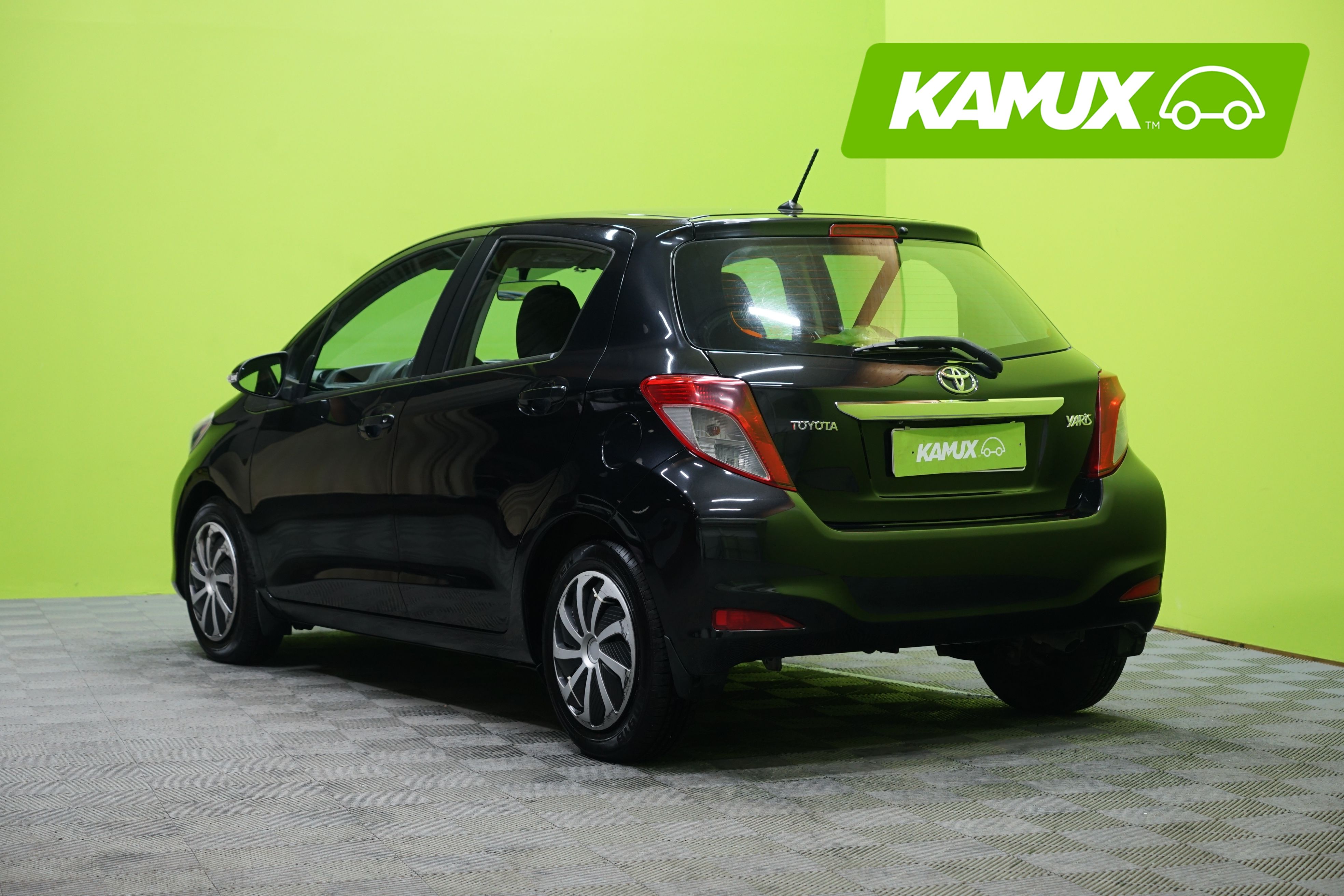 Toyota Yaris 2011