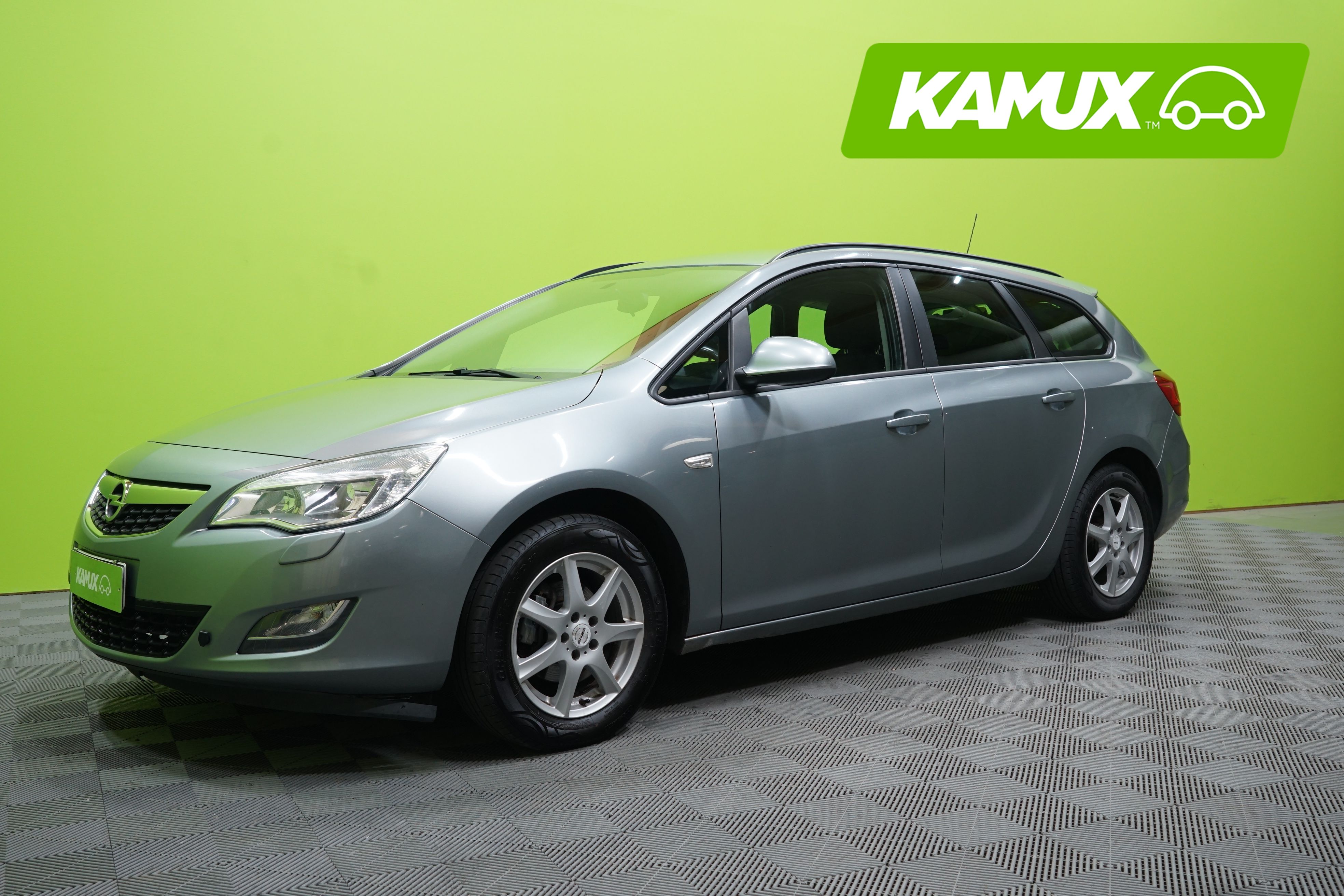 Opel Astra 2012