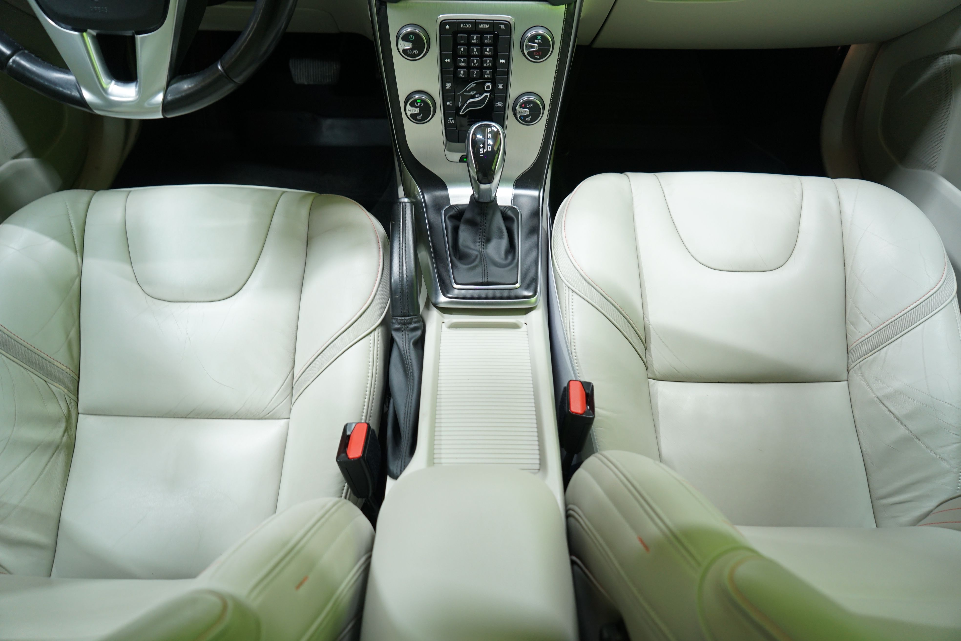 Volvo V40 Cross Country 2015