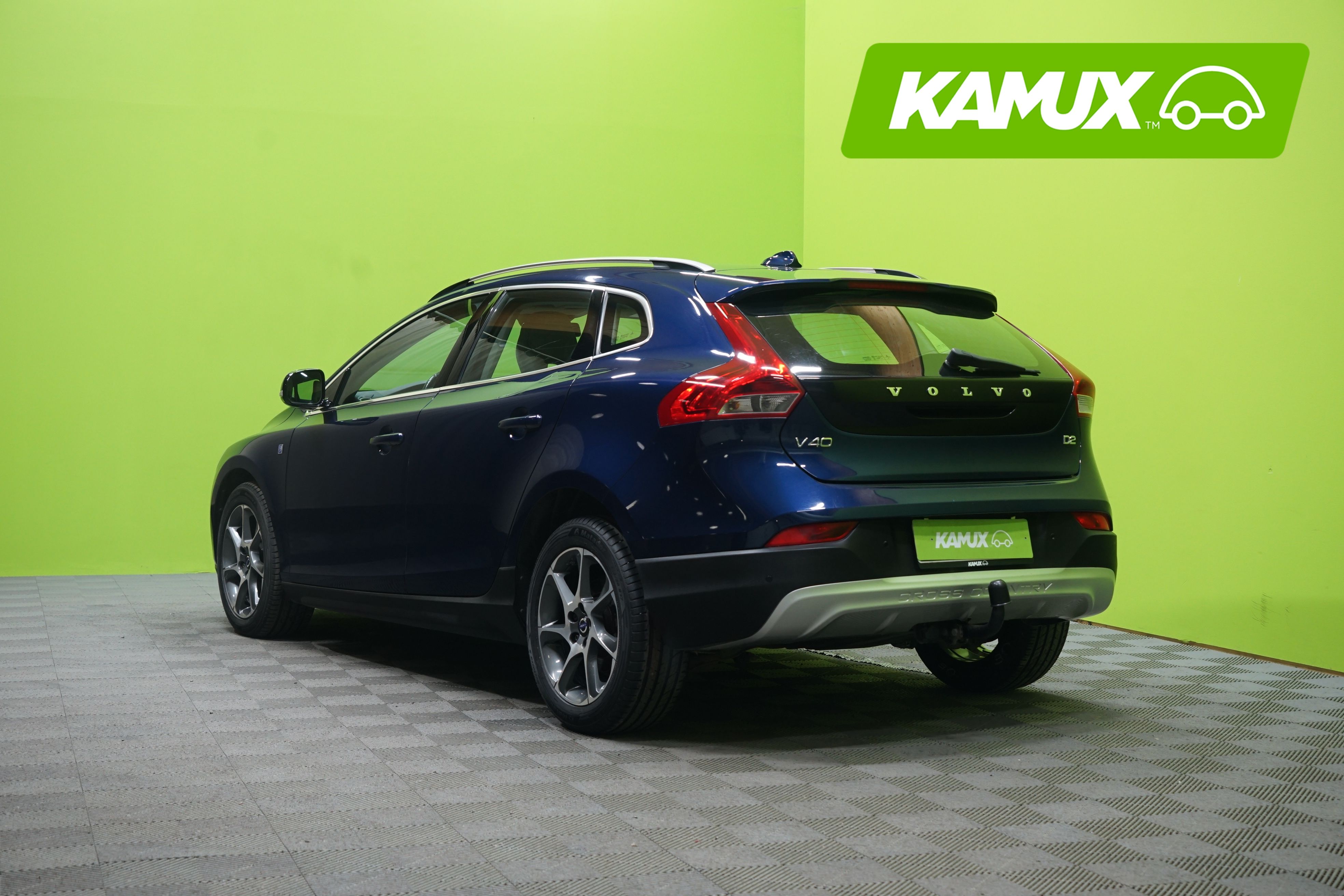 Volvo V40 Cross Country 2015