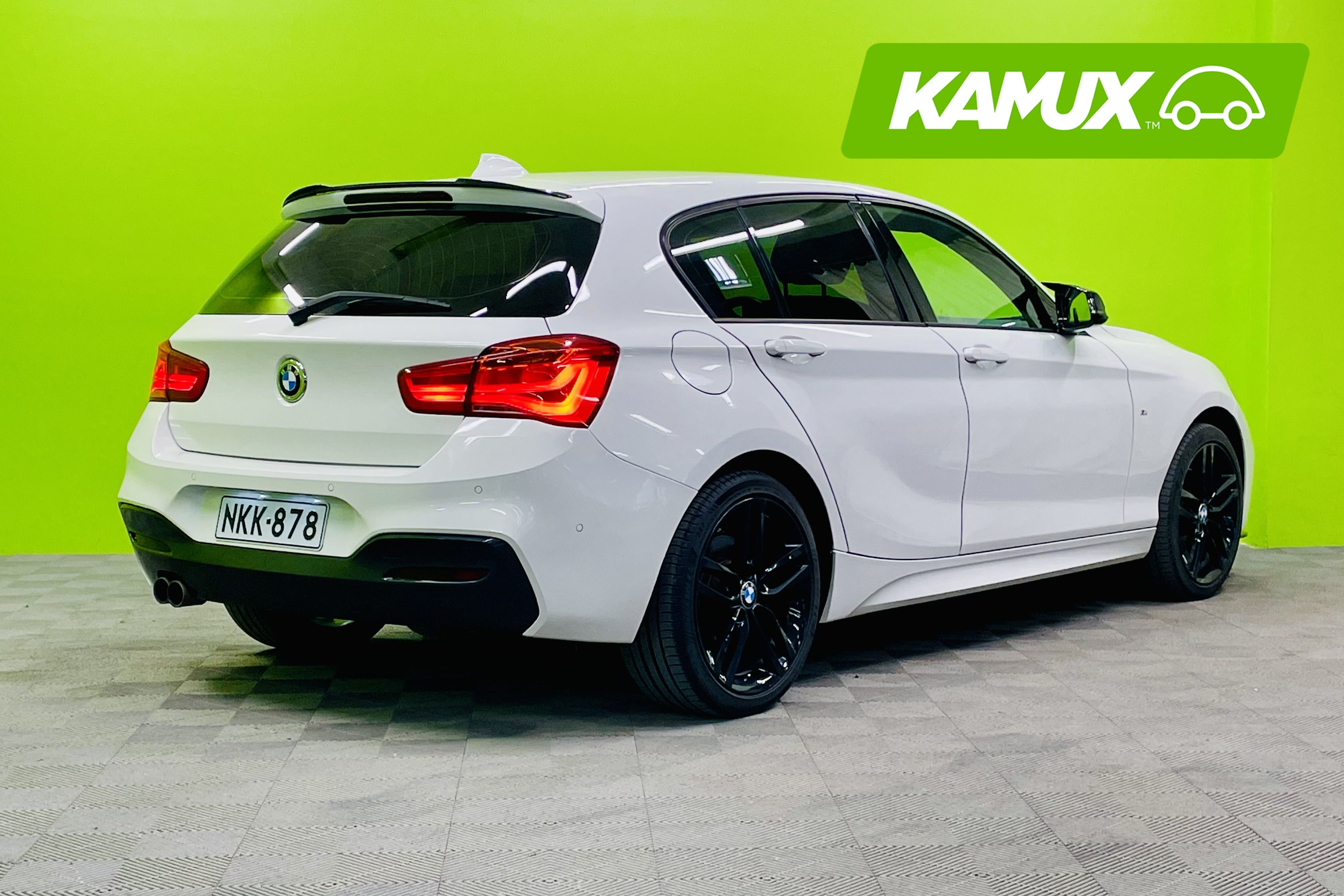 BMW 120 2016
