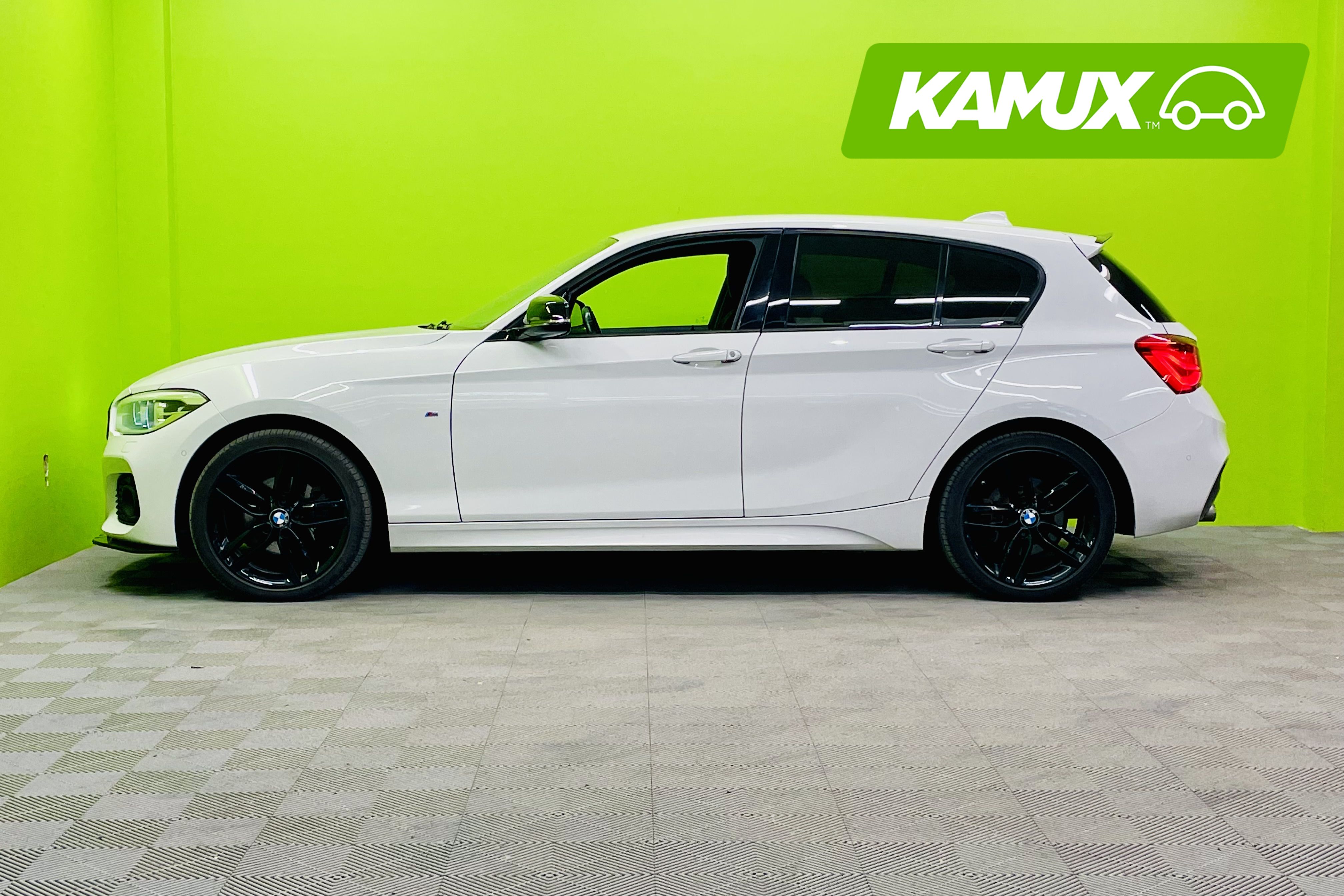 BMW 120 2016