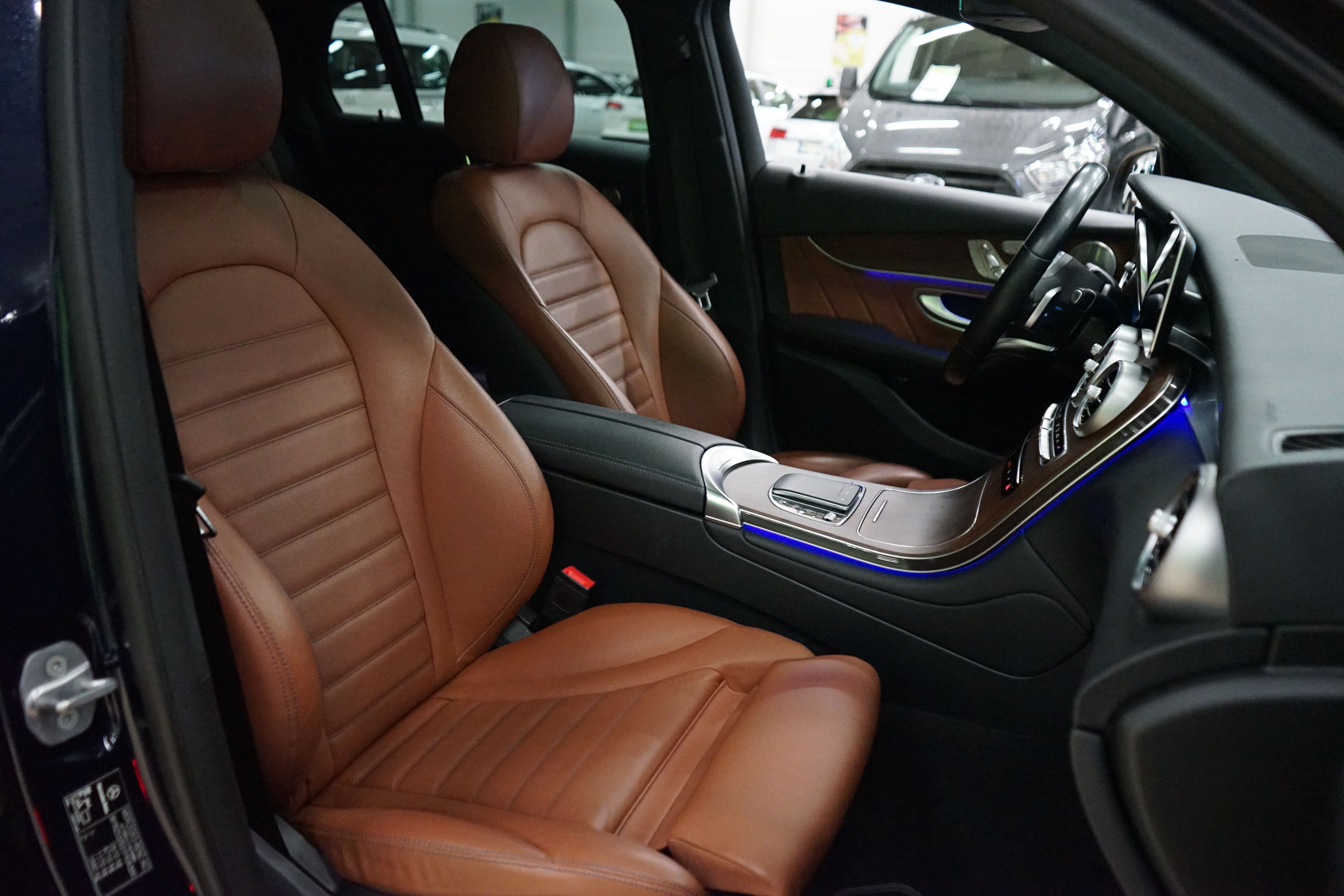 Mercedes-Benz GLC 2021