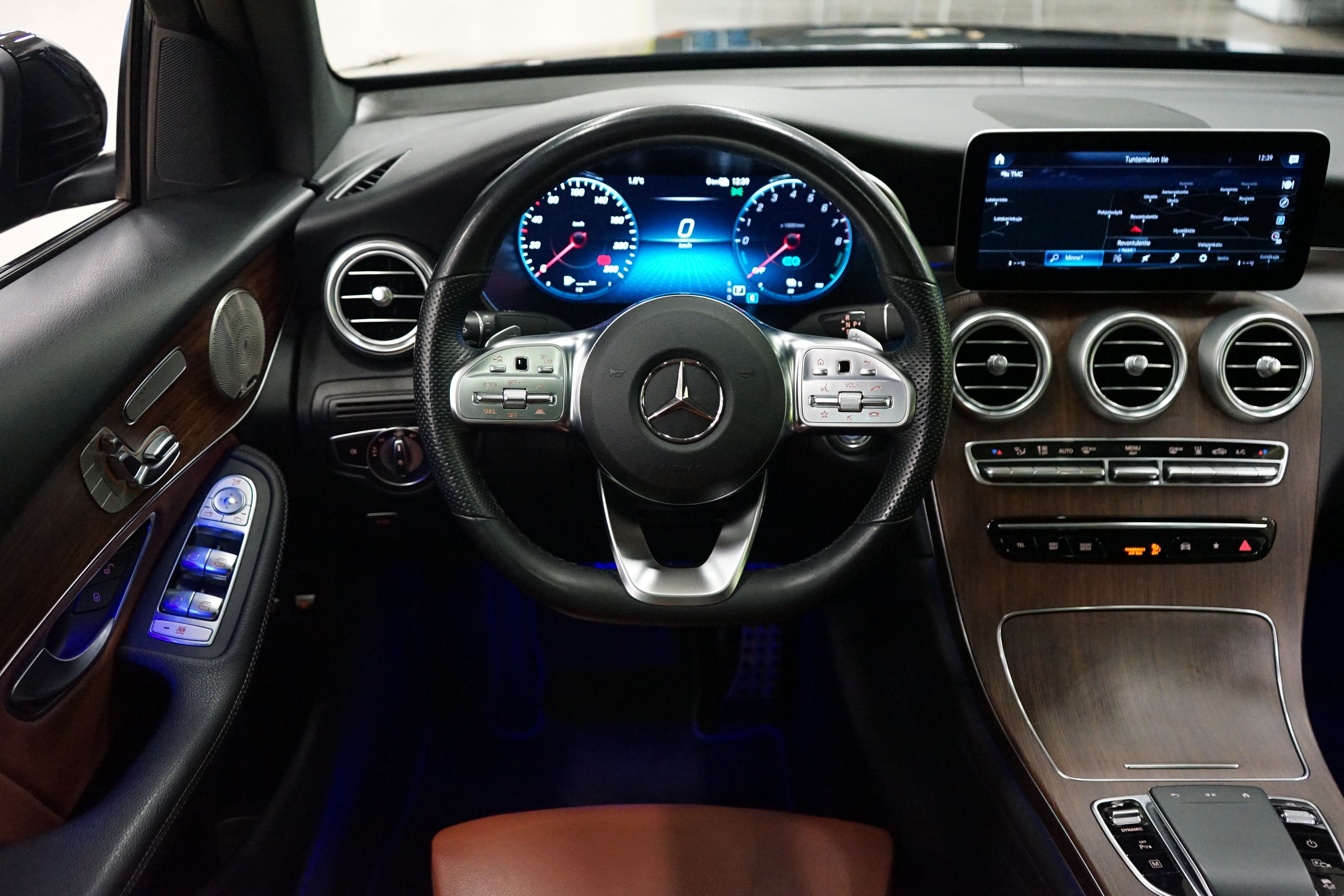 Mercedes-Benz GLC 2021