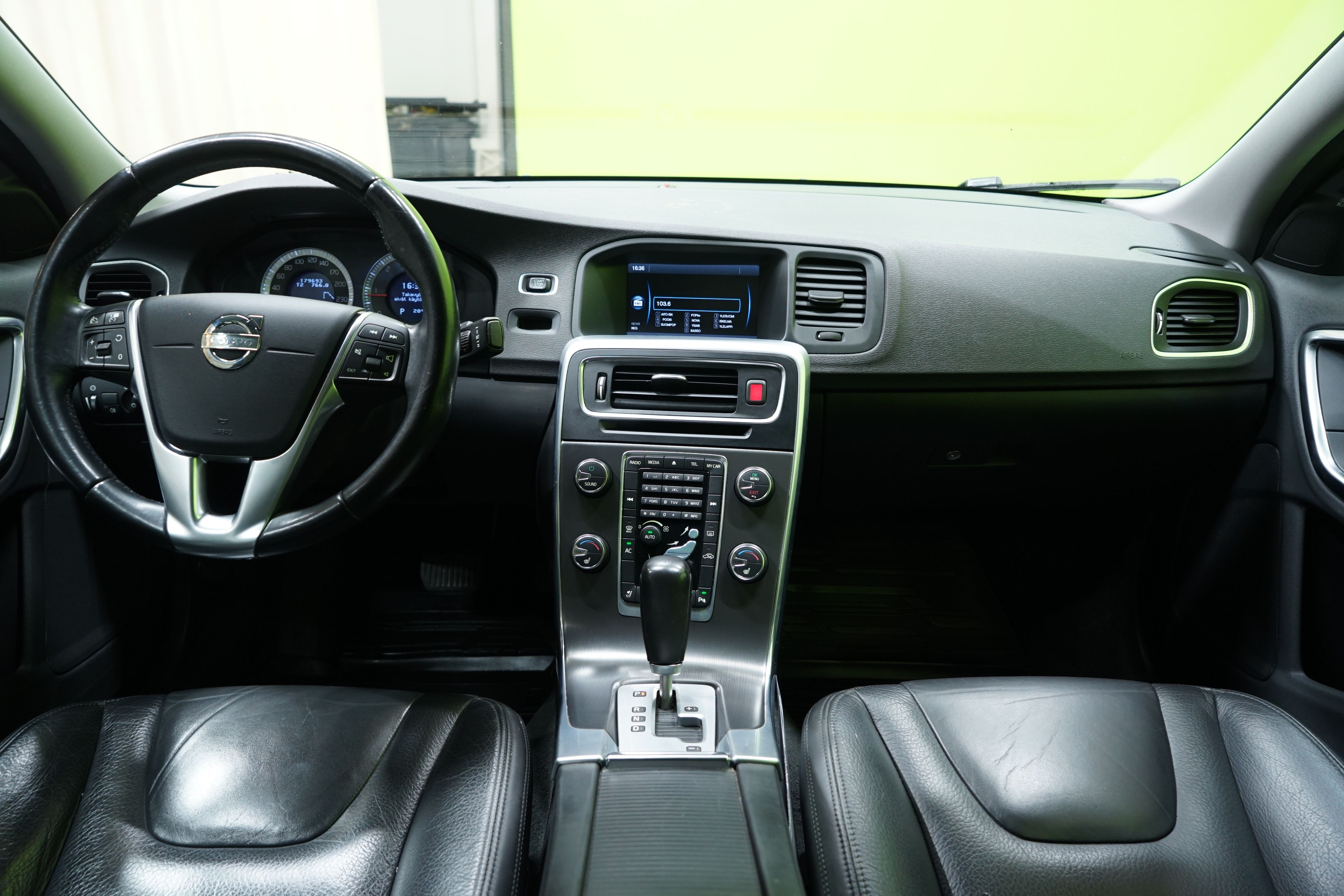 Volvo S60 2011