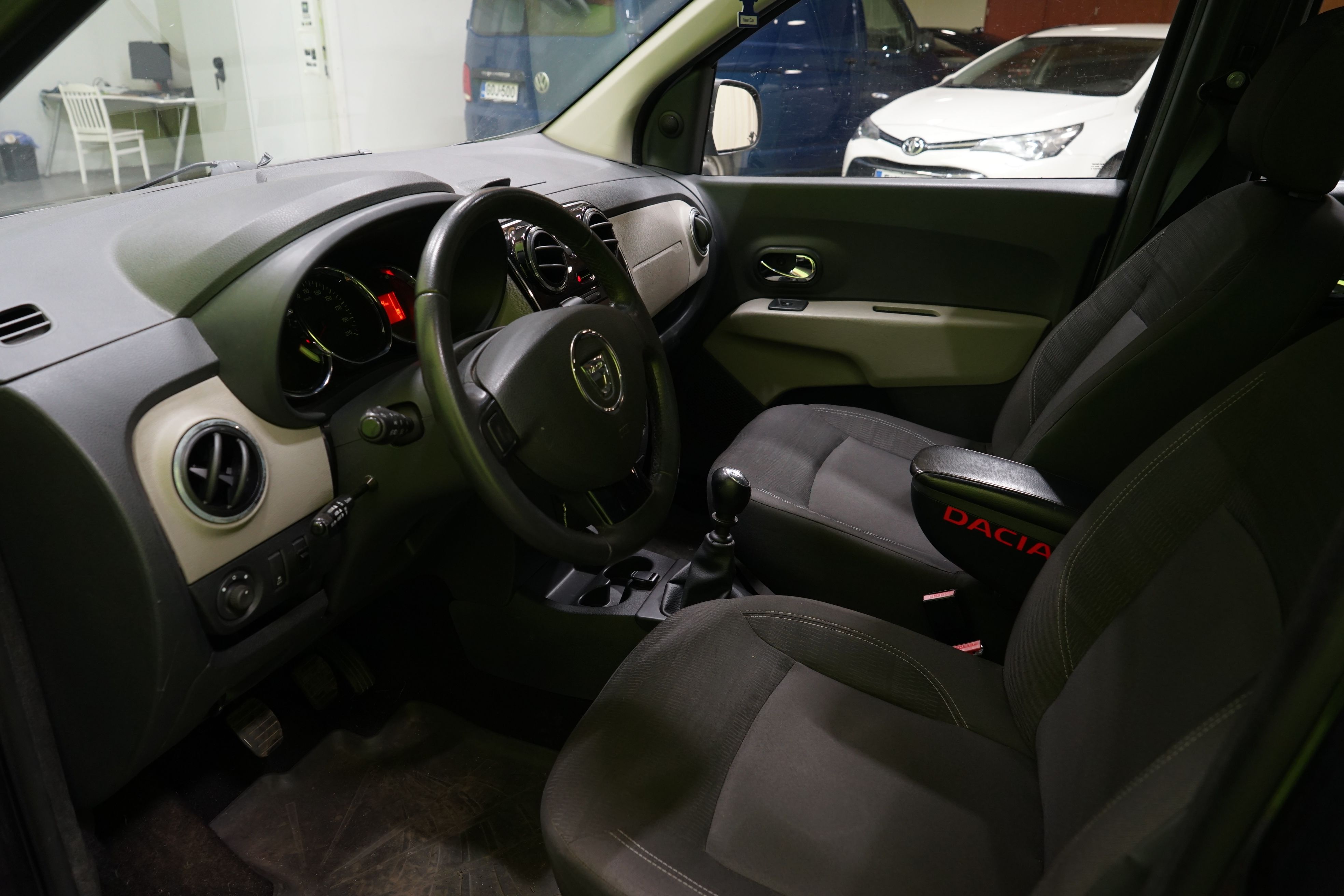 Dacia Lodgy 2014