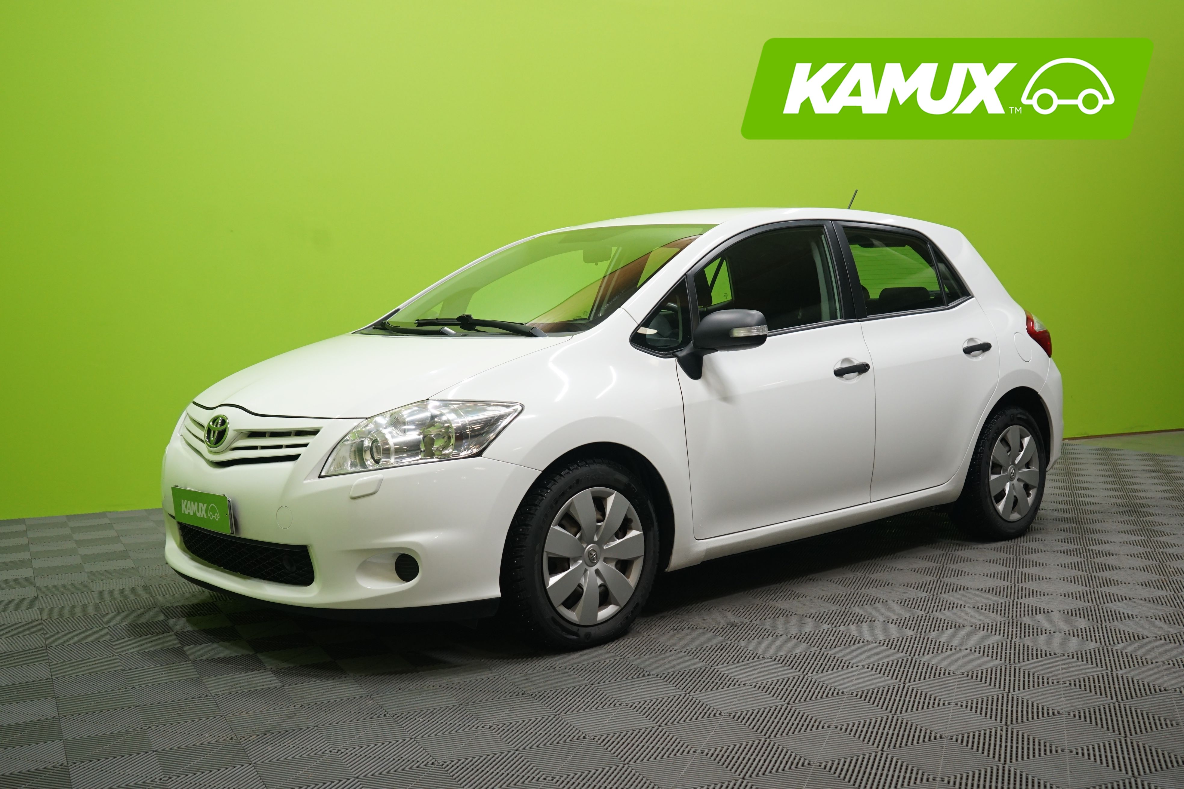 Toyota Auris 2011