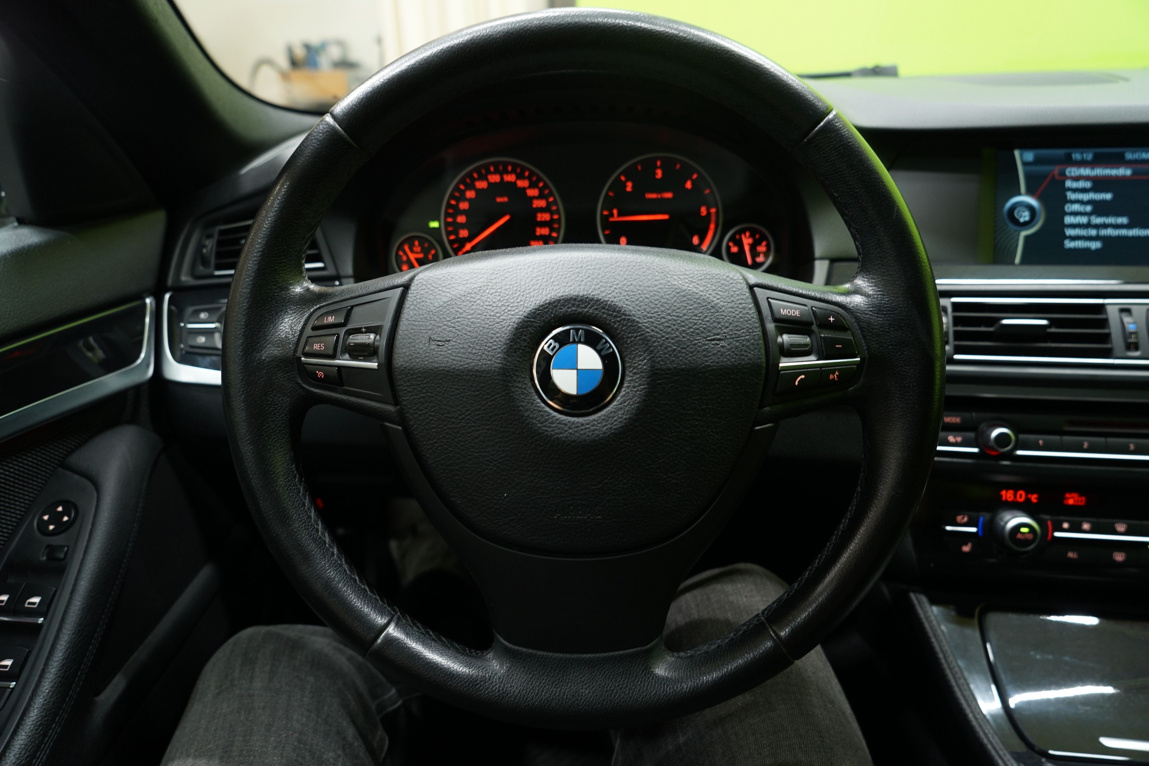 BMW 525 2012