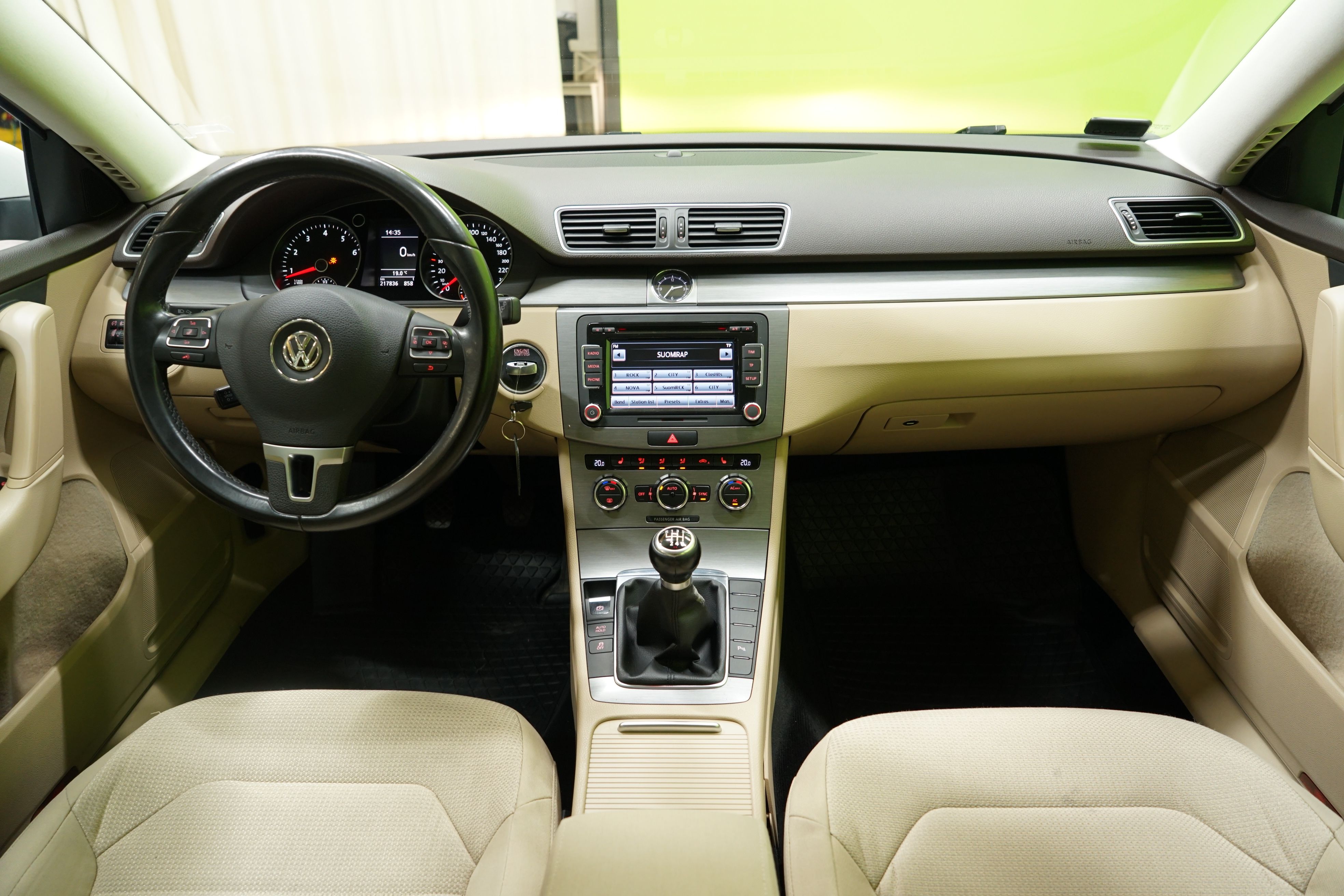 Volkswagen Passat 2012