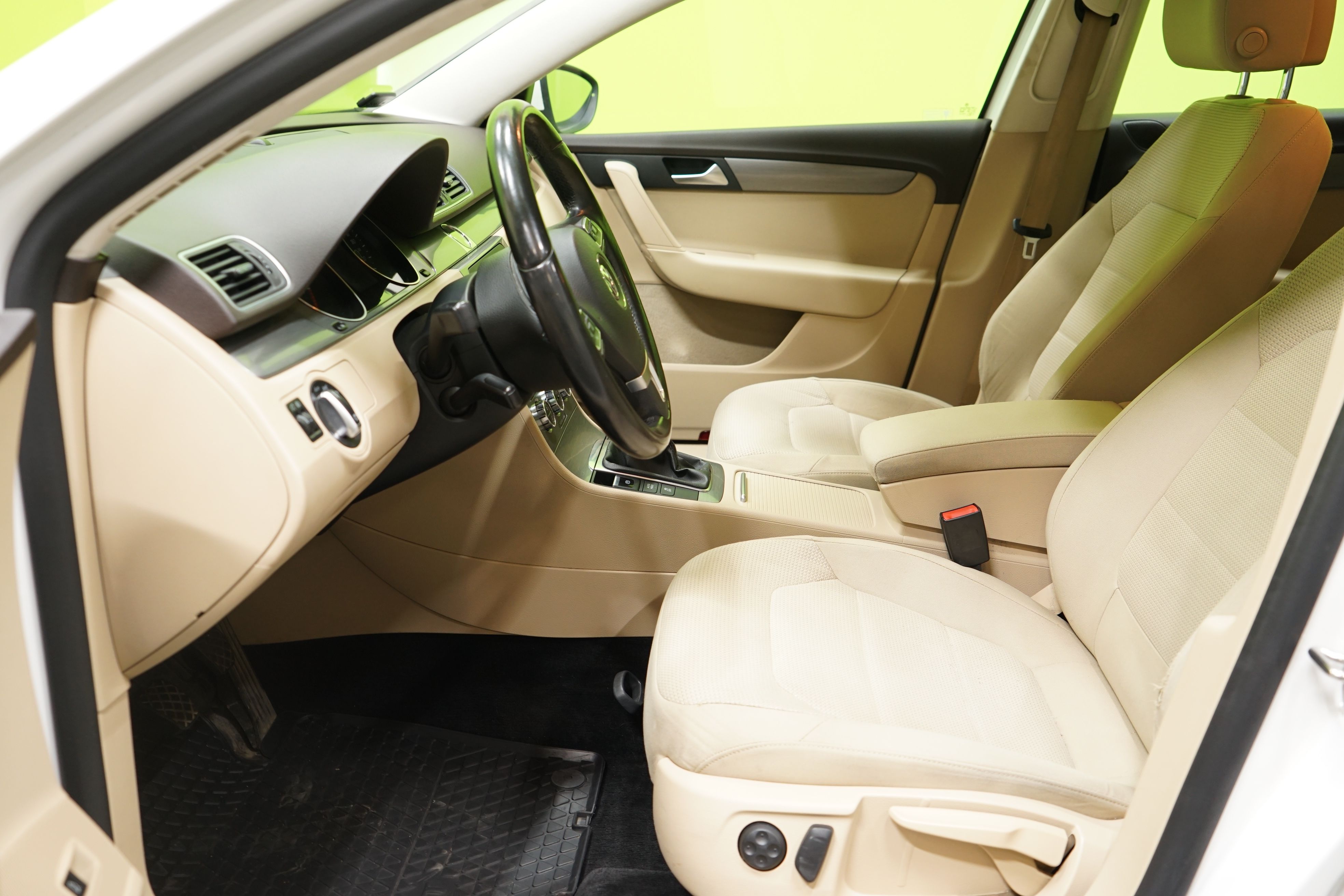 Volkswagen Passat 2012