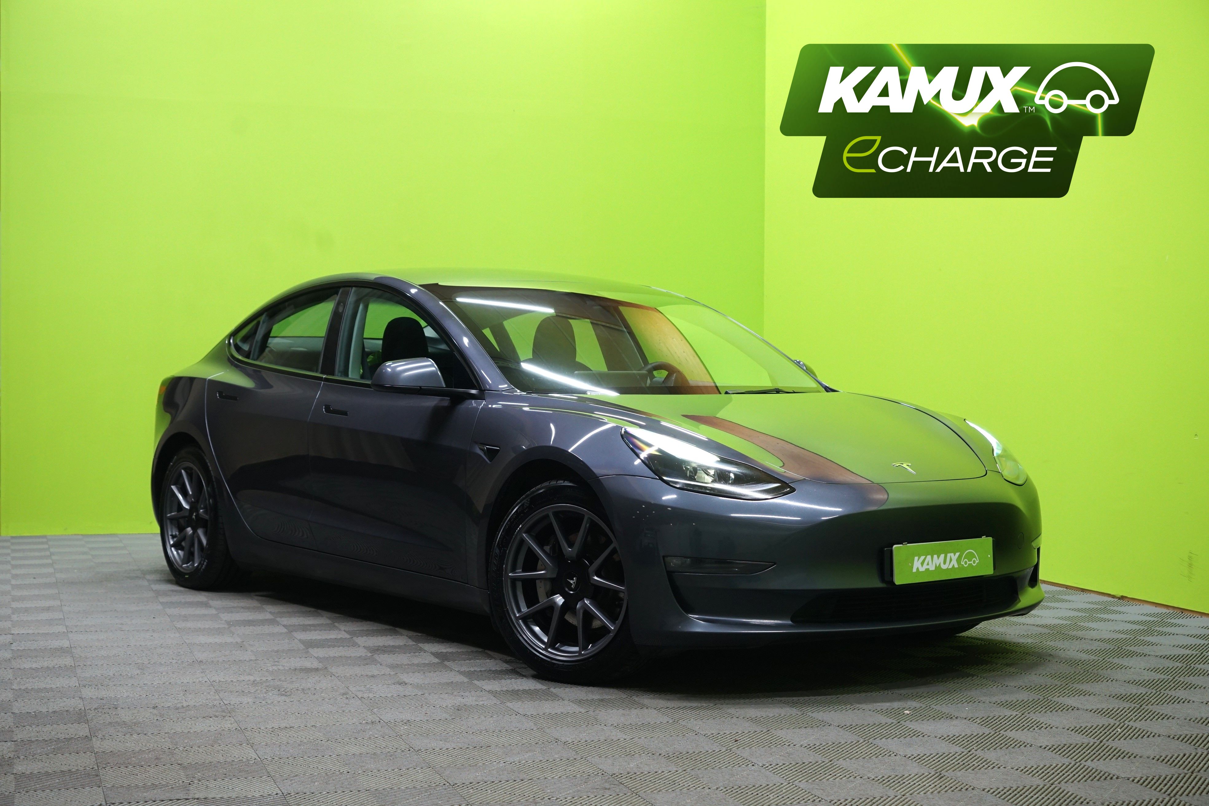 Tesla Model 3 2023