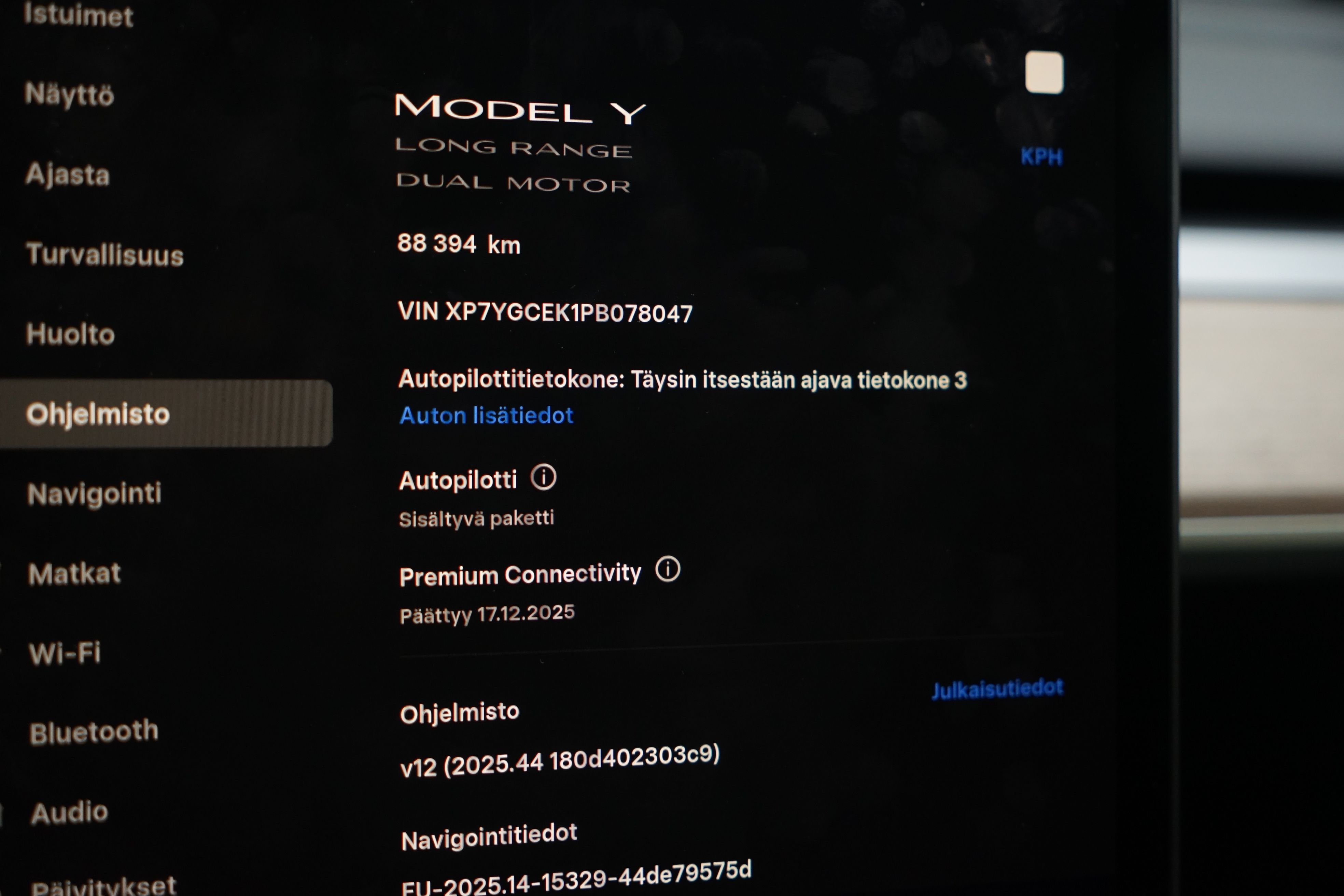 Tesla Model Y 2023
