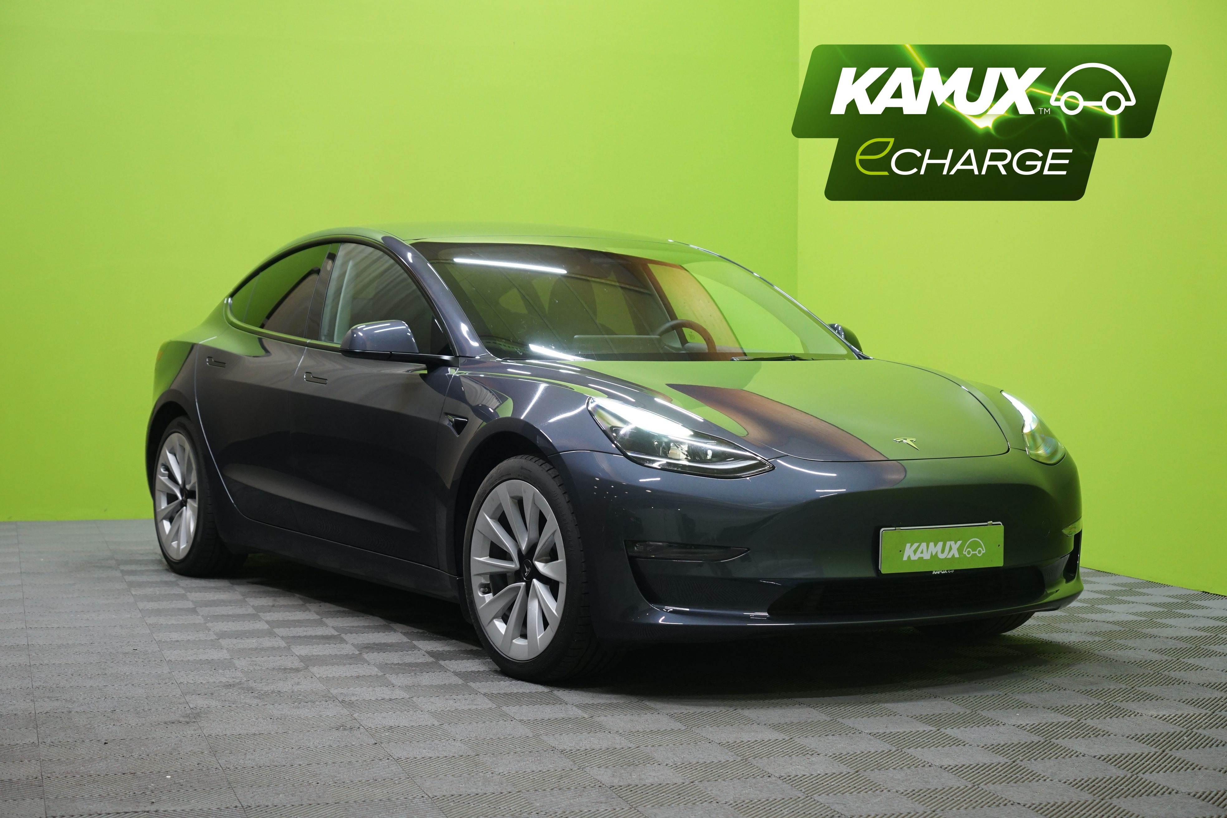 Tesla Model 3 2023