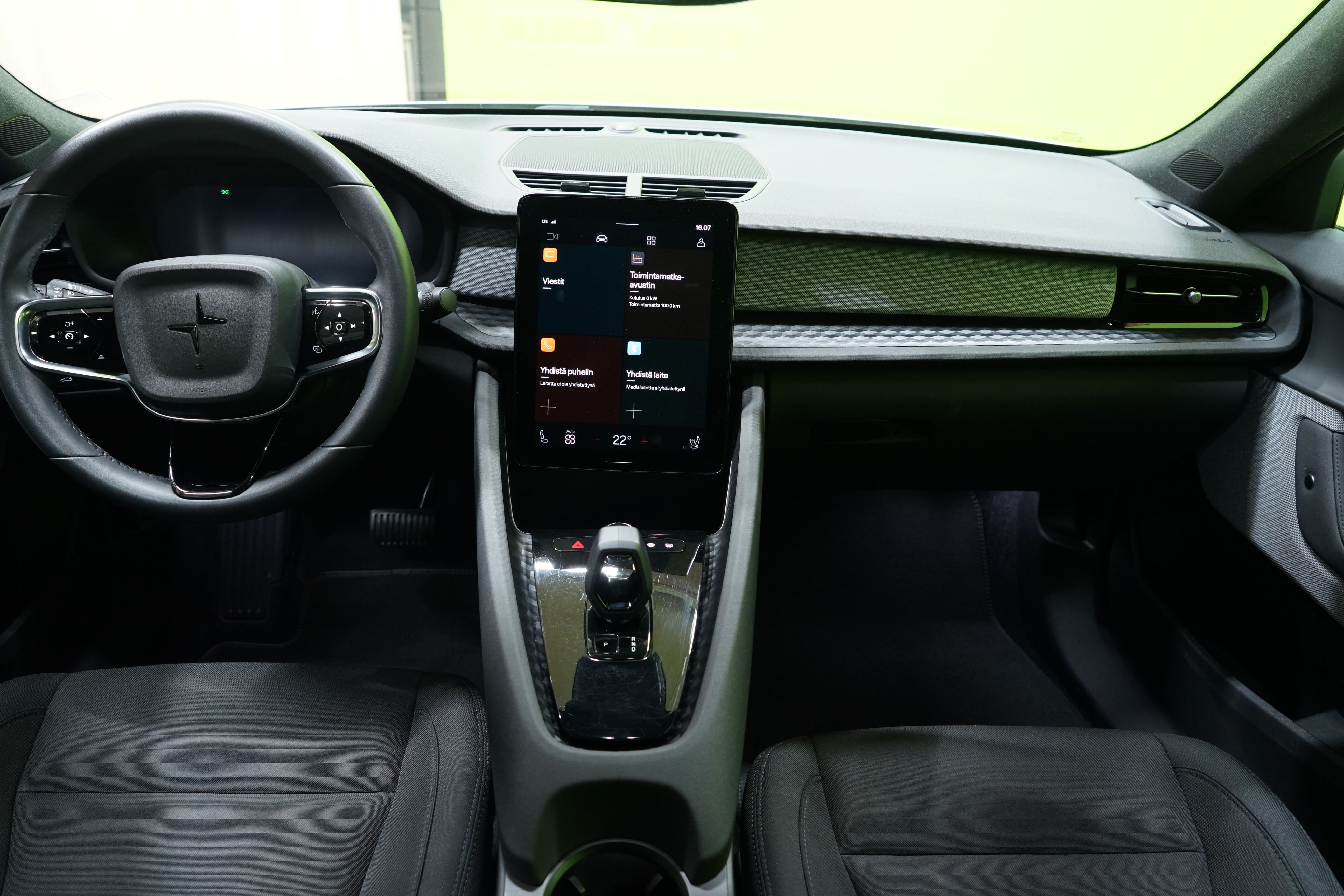 Polestar 2 2023