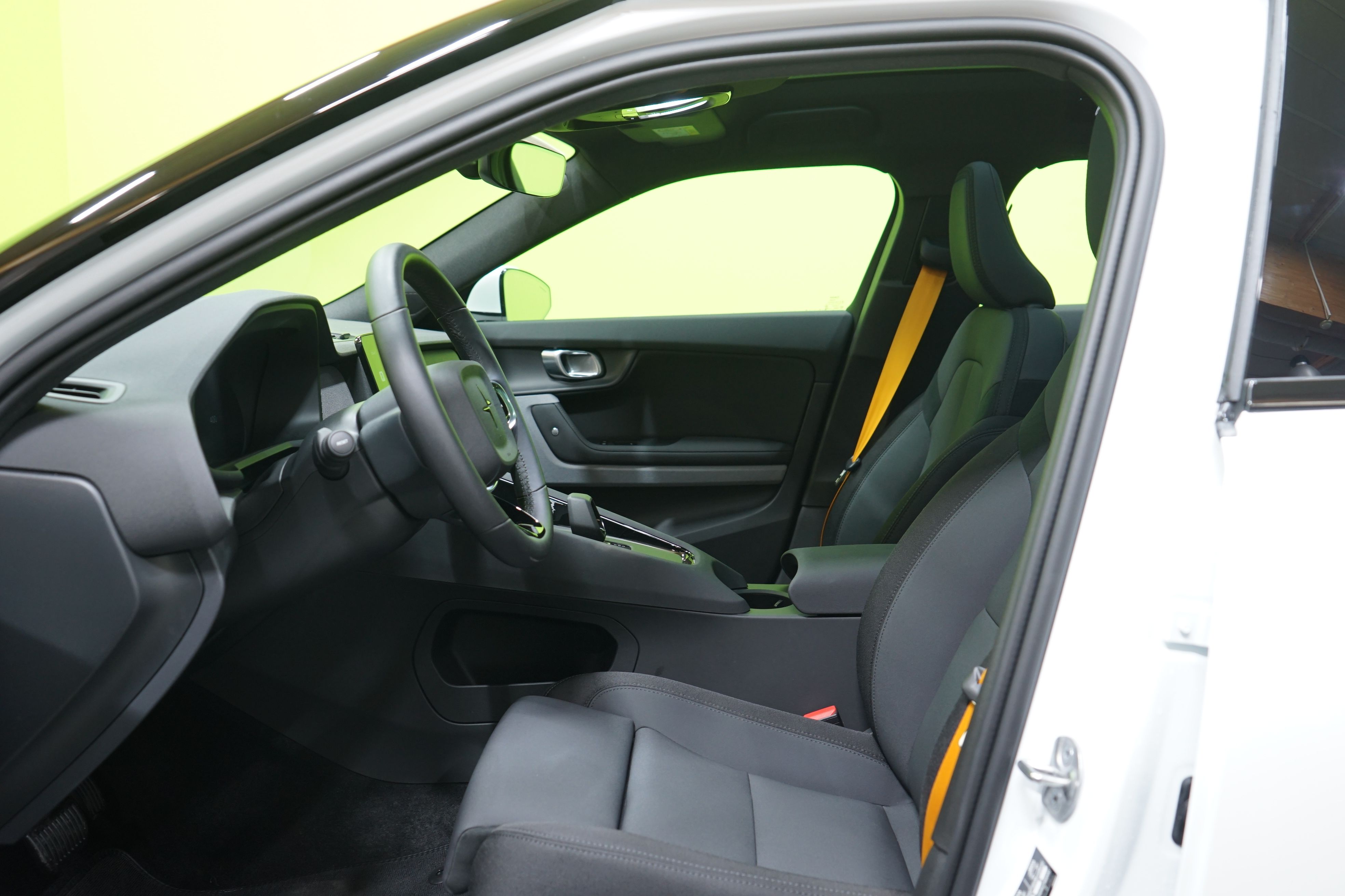 Polestar 2 2025