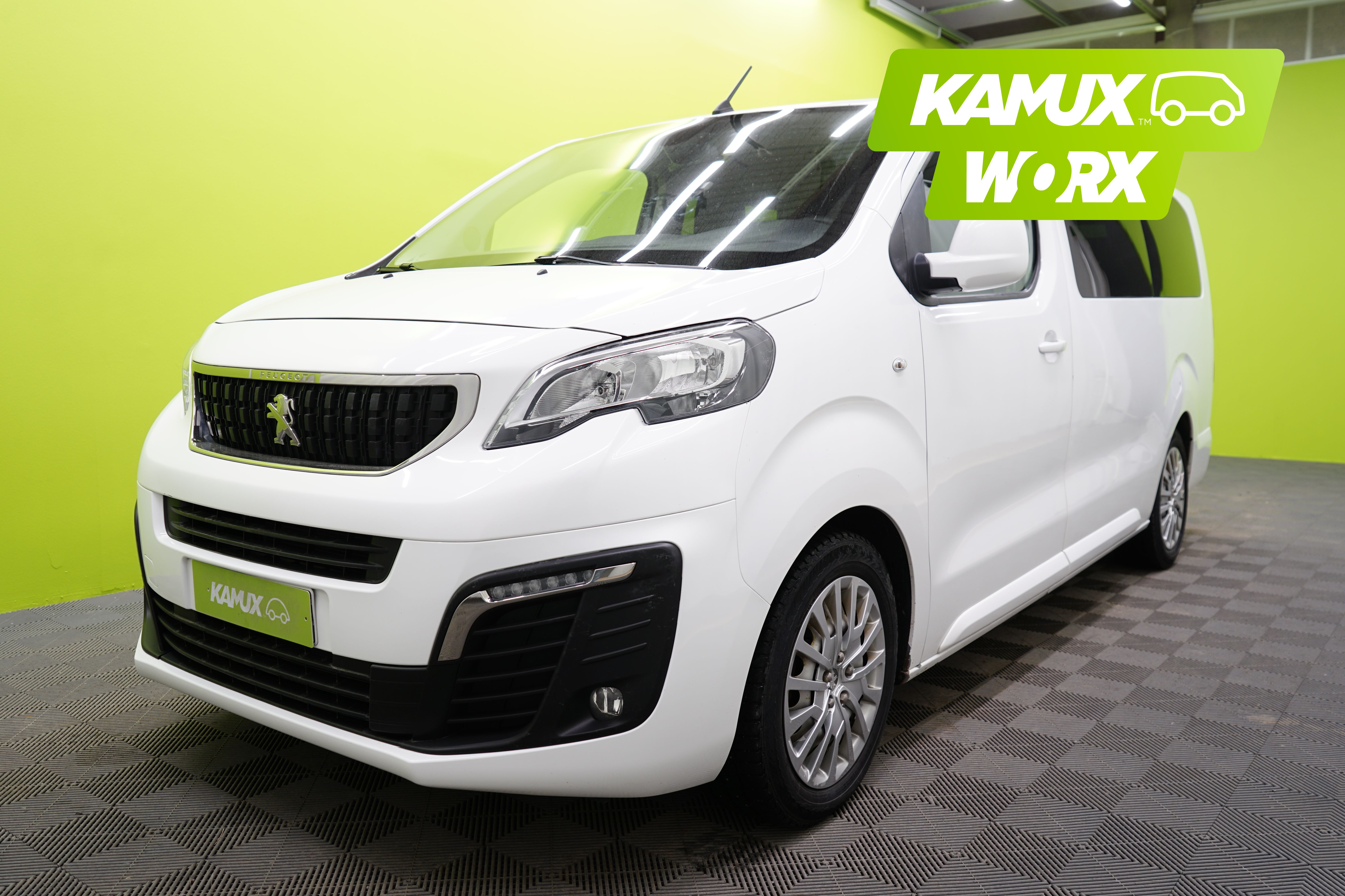 Peugeot Traveller 2019