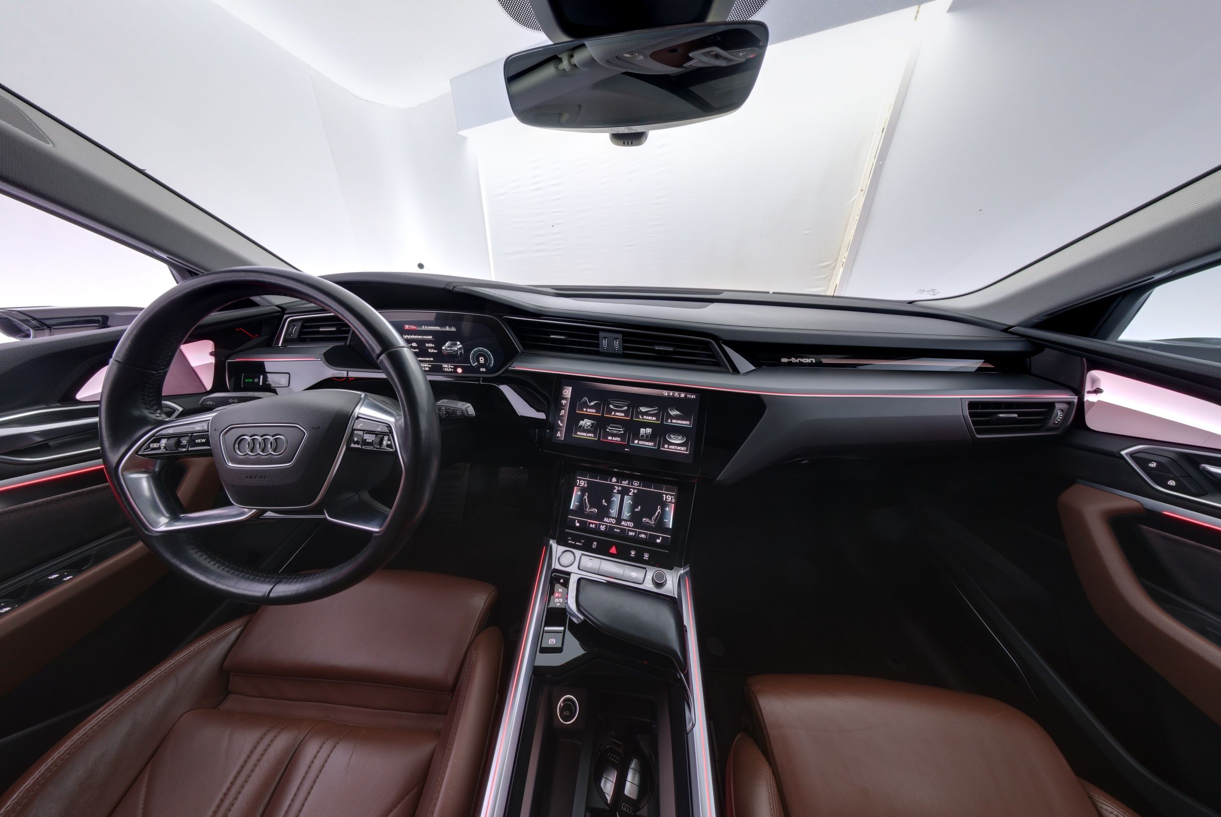 Audi e-tron 2019