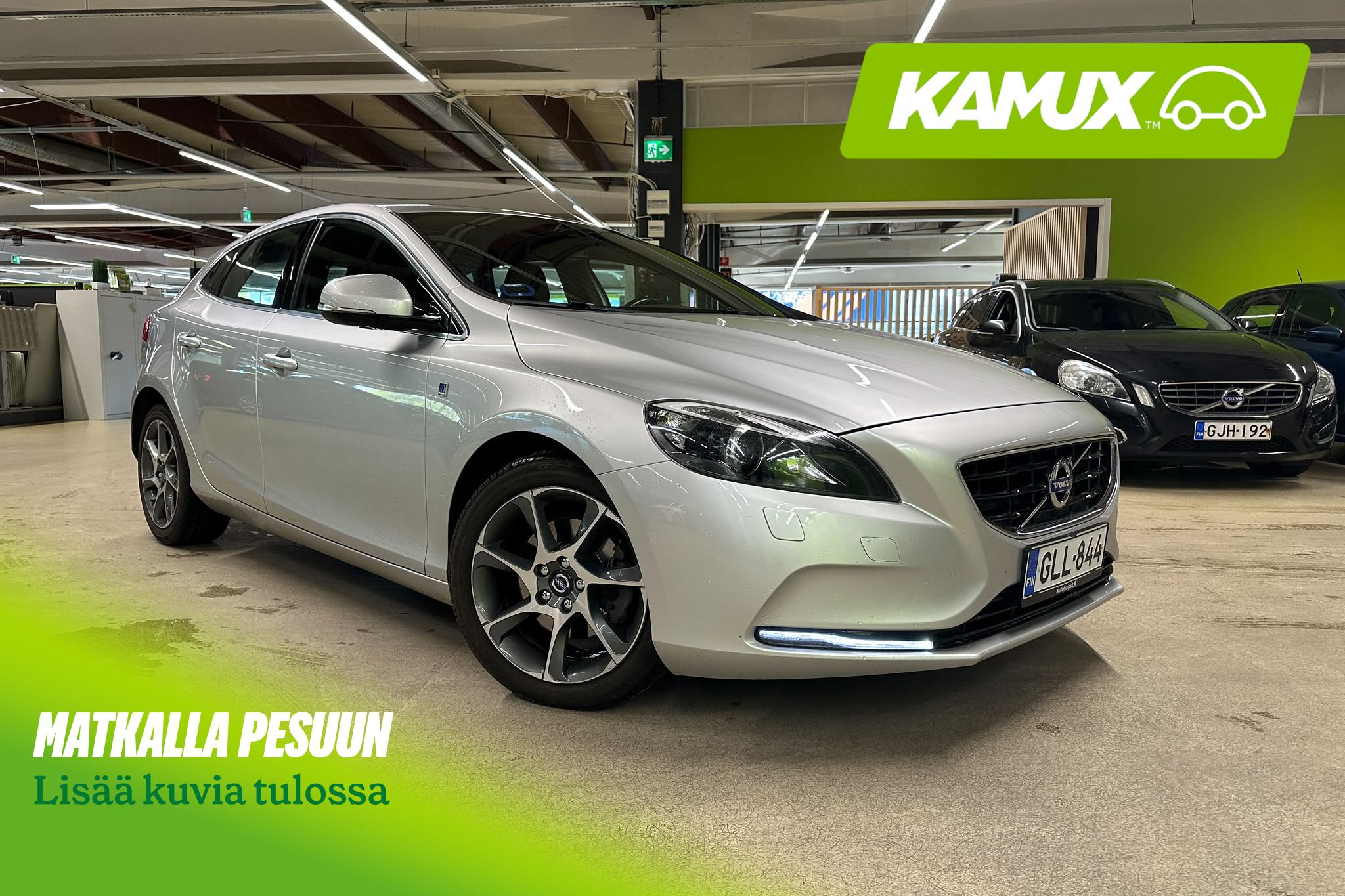 Volvo V40 2015