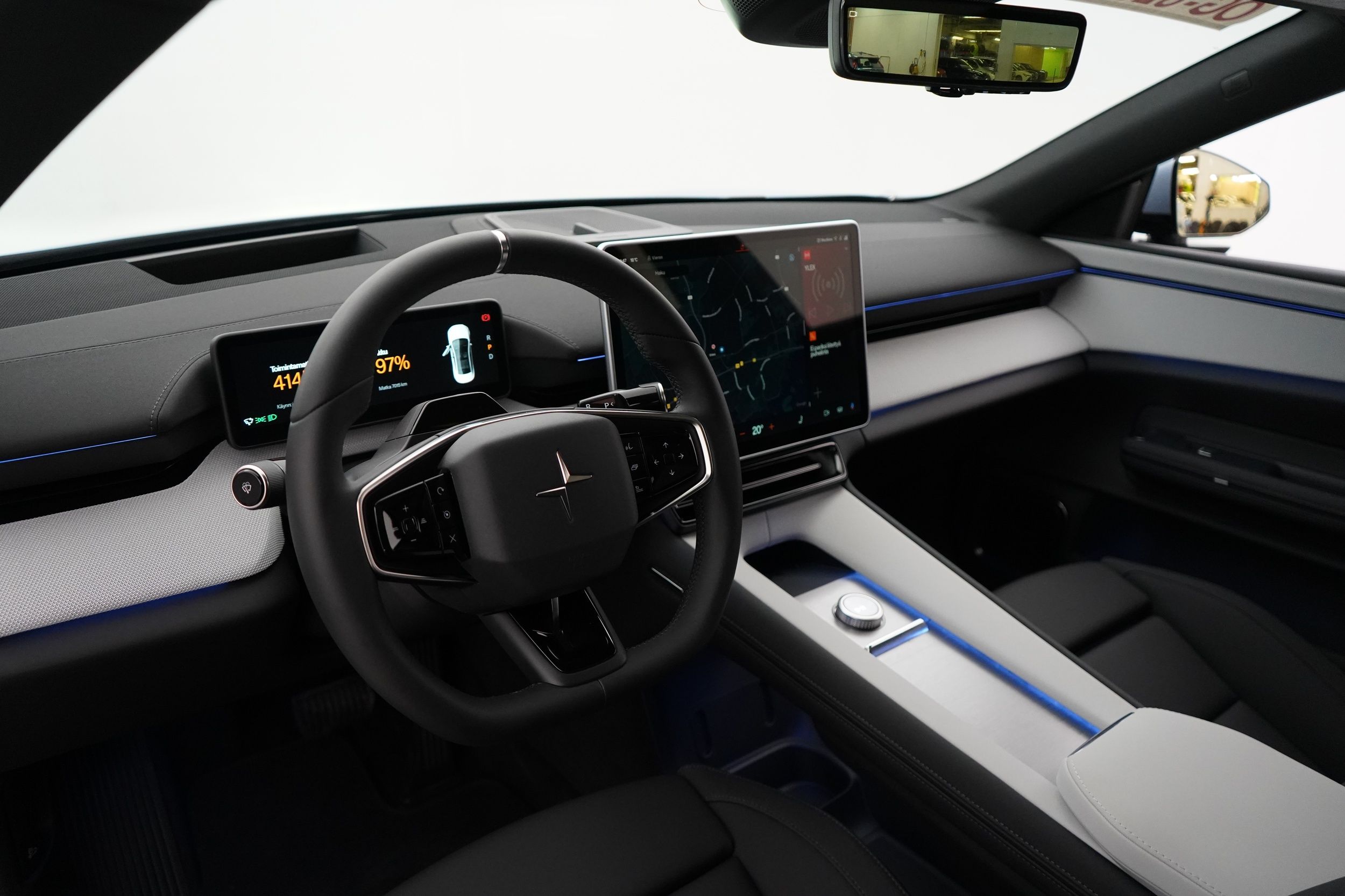 Polestar 4 2025