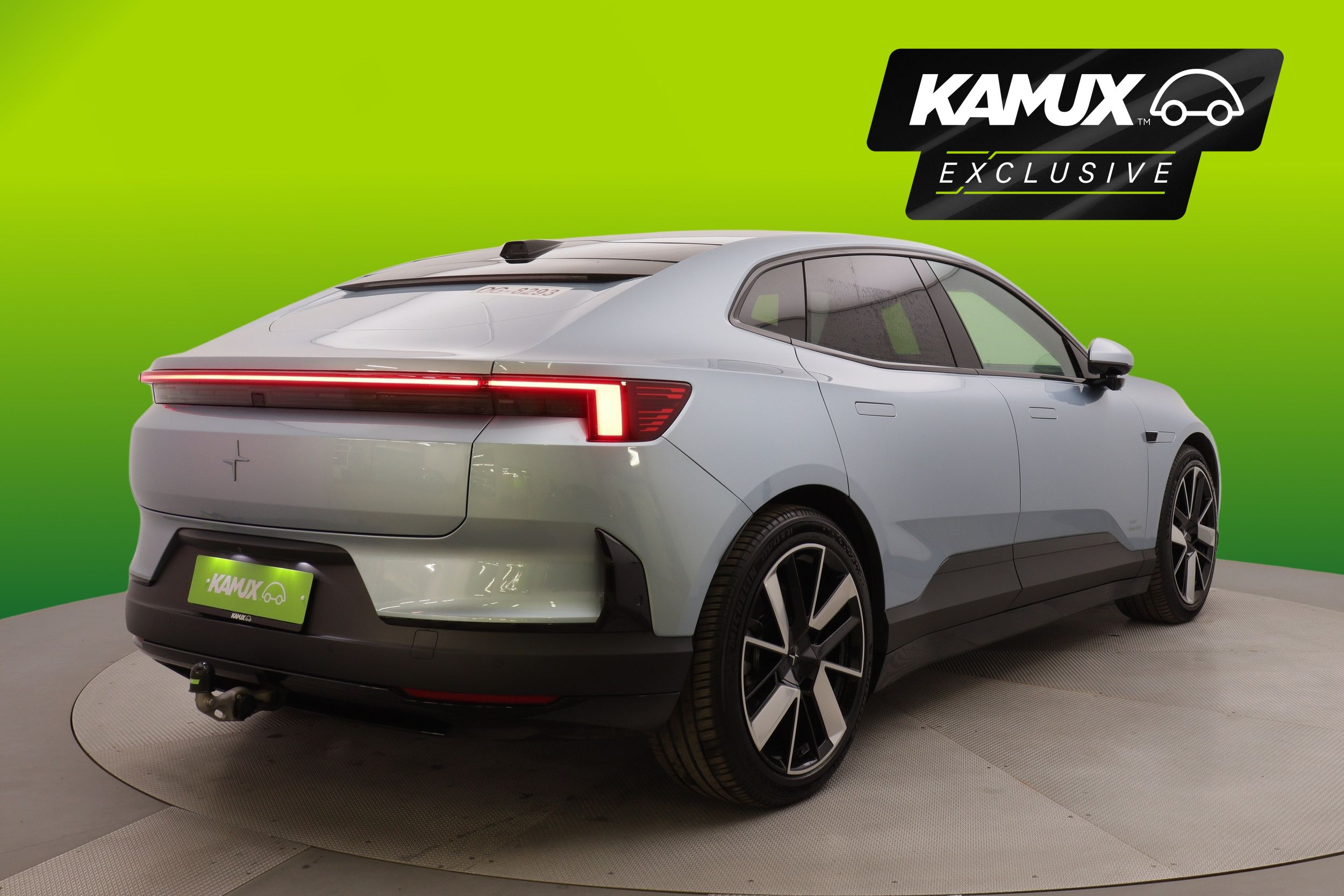 Polestar 4 2025