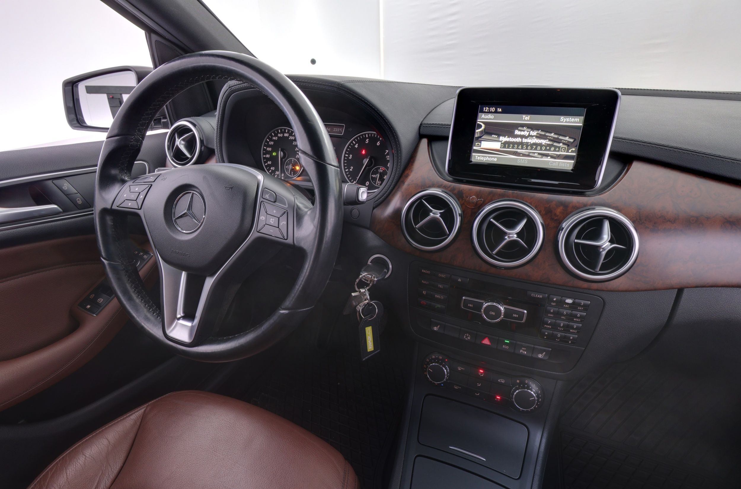 Mercedes-Benz B 2012