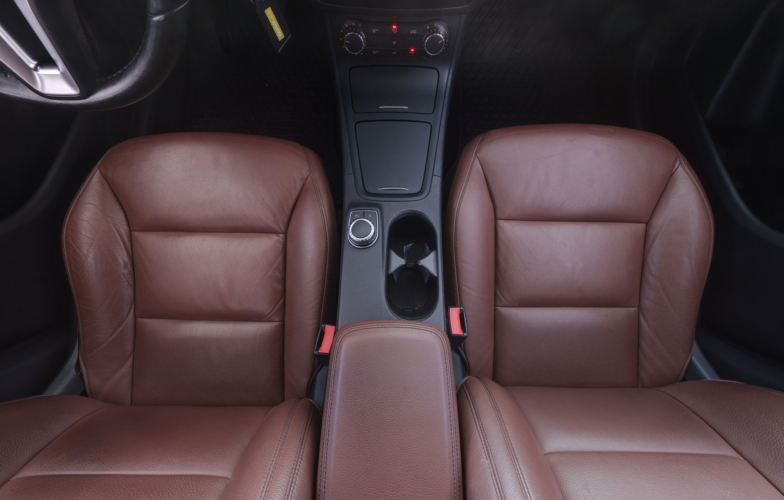 Mercedes-Benz B 2012