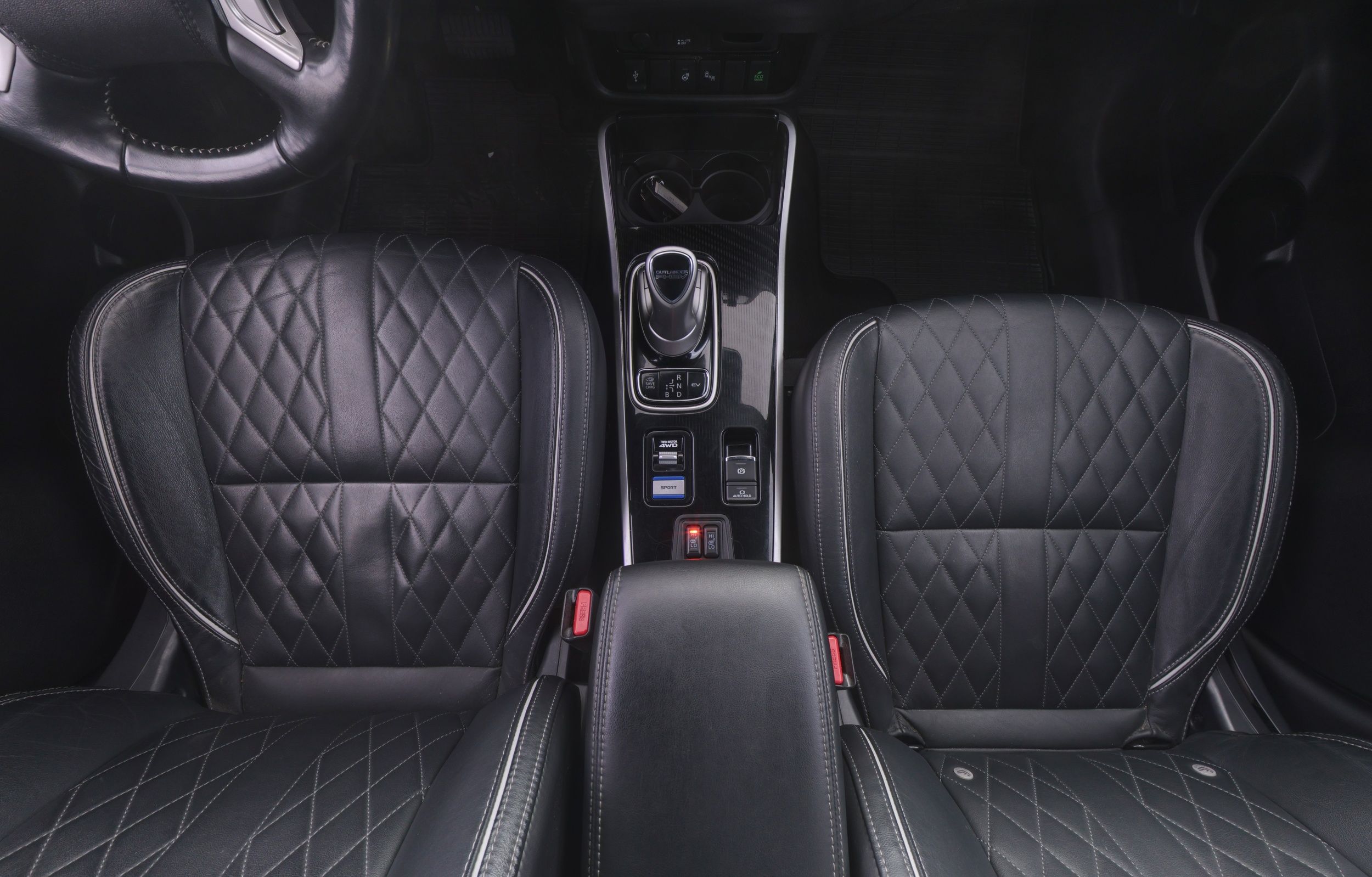 Mitsubishi Outlander PHEV 2019