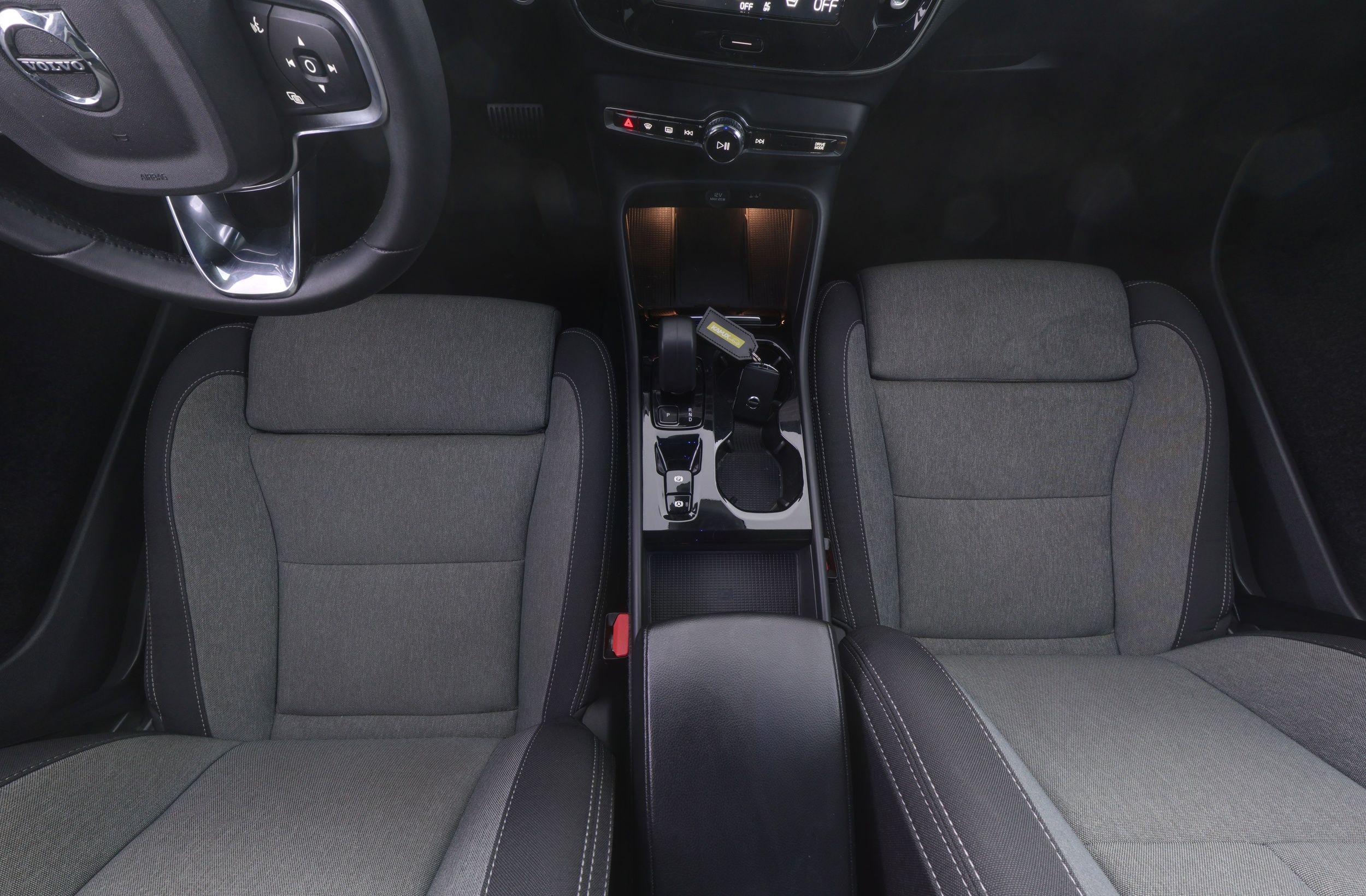 Volvo XC40 2024