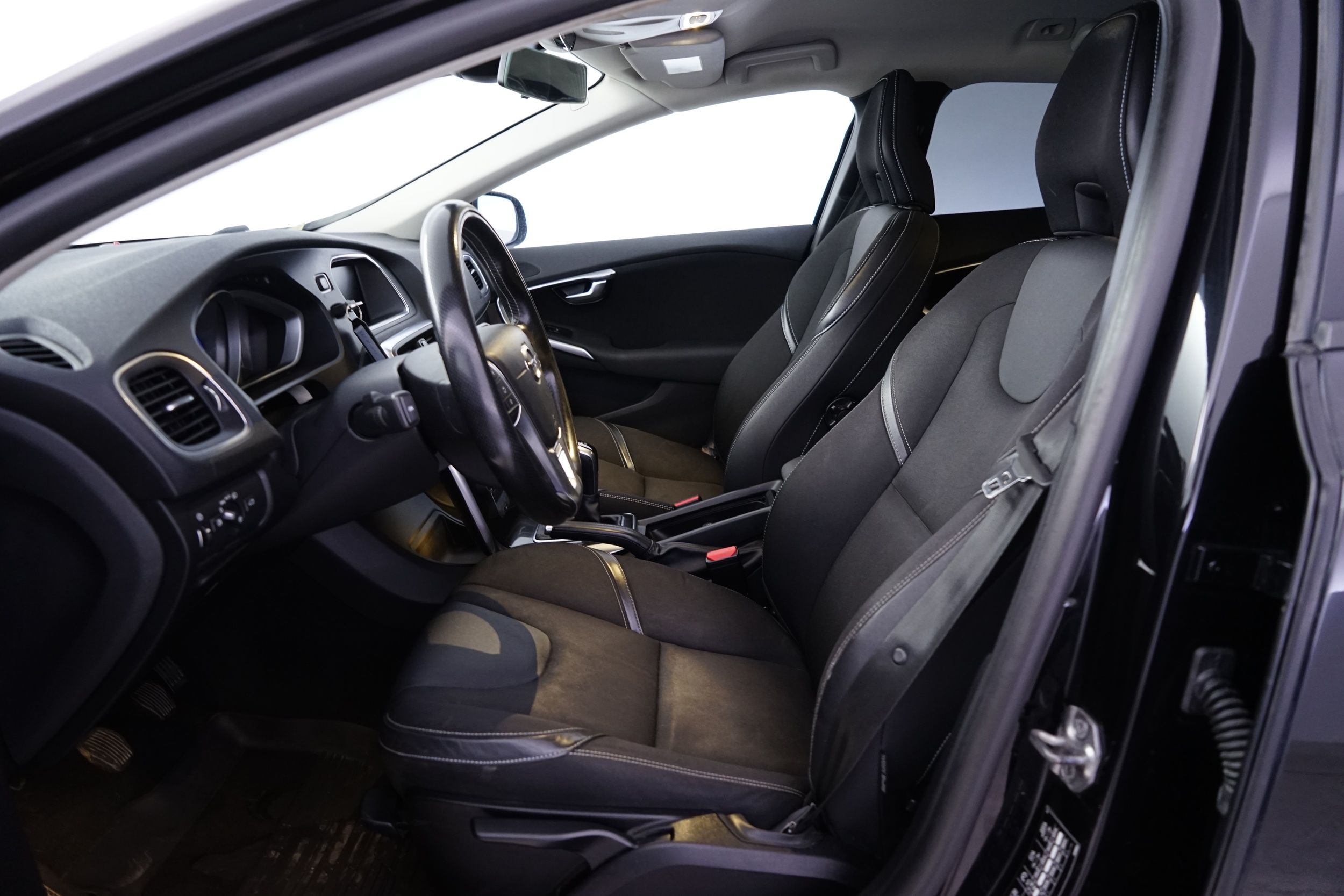 Volvo V40 2016