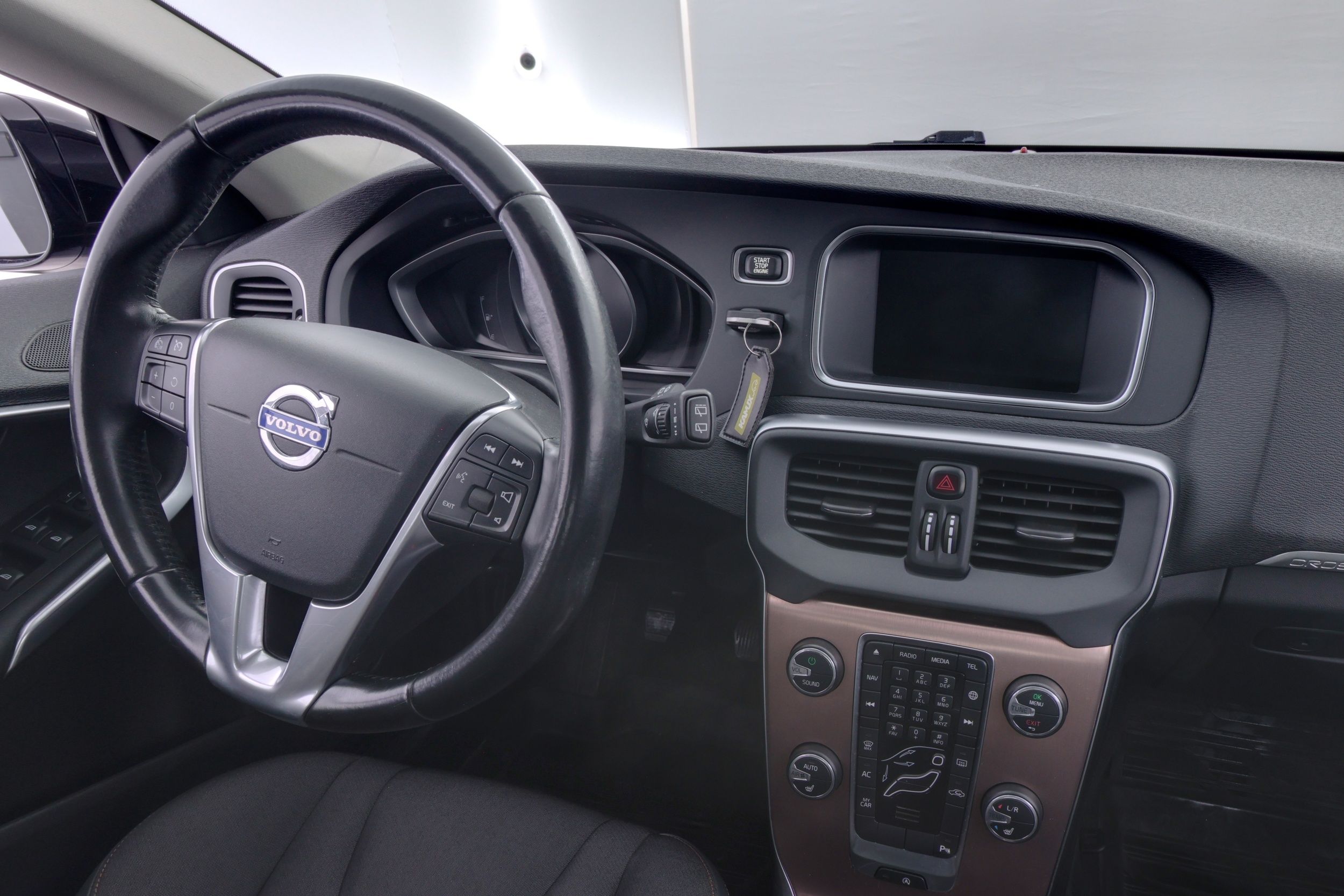 Volvo V40 Cross Country 2015