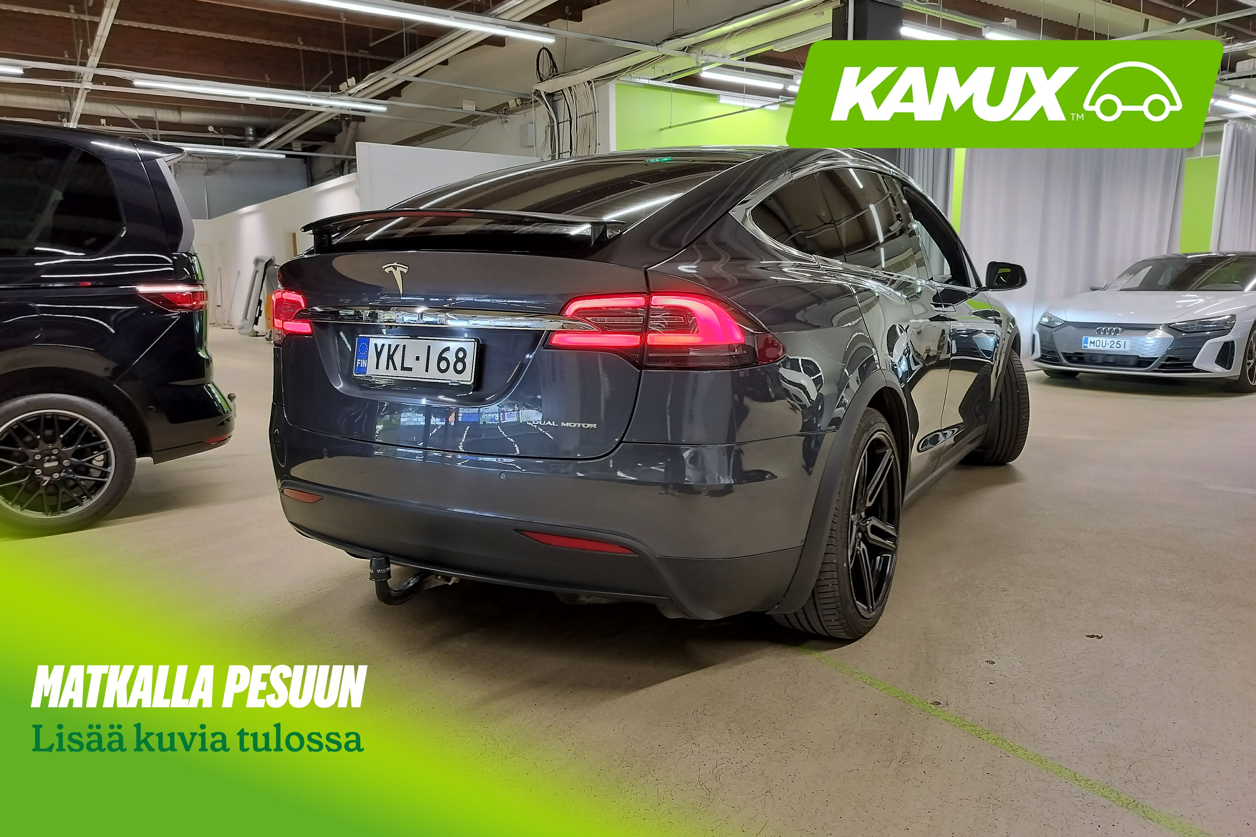 Tesla Model X 2020